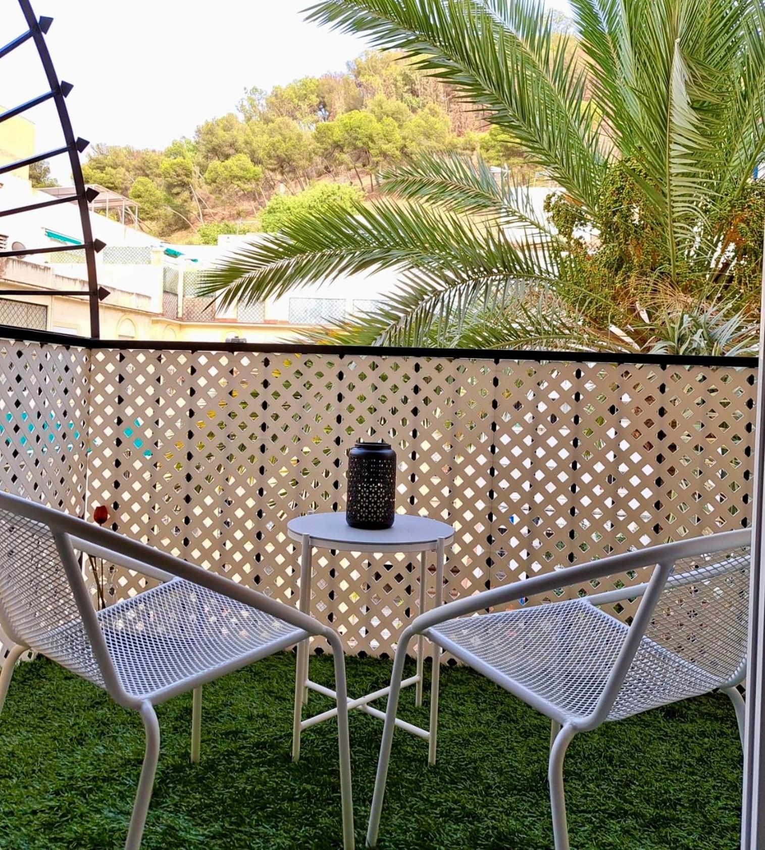 Patio Victoria Apartment