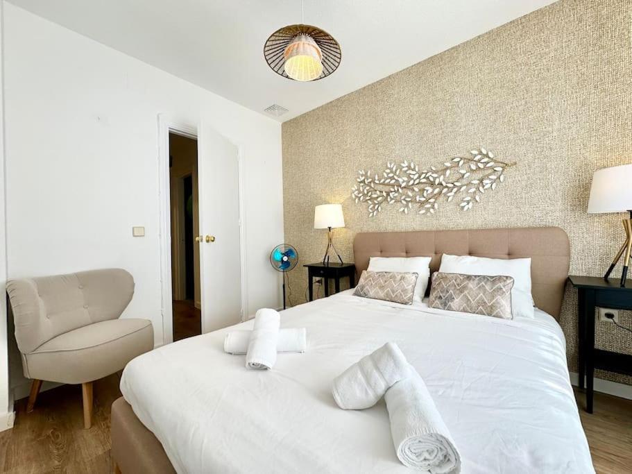 Spacious 3bd With 2bh & Ac Apartment