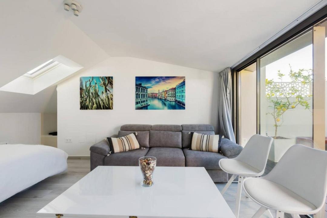 Minty - La Merced Atico Duplex