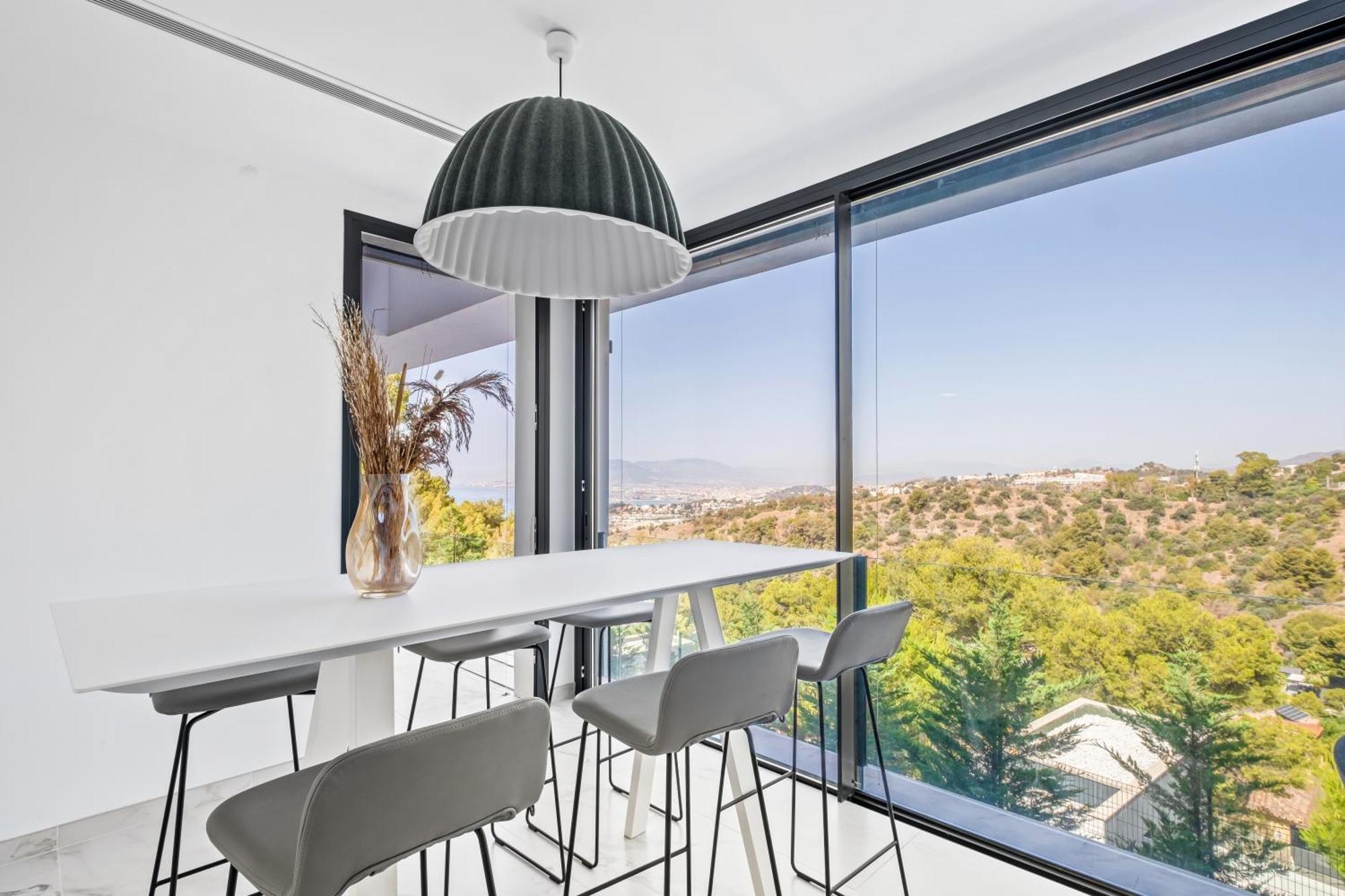 Pinares De San Anton - Sea, City, Mountain, Views Villa