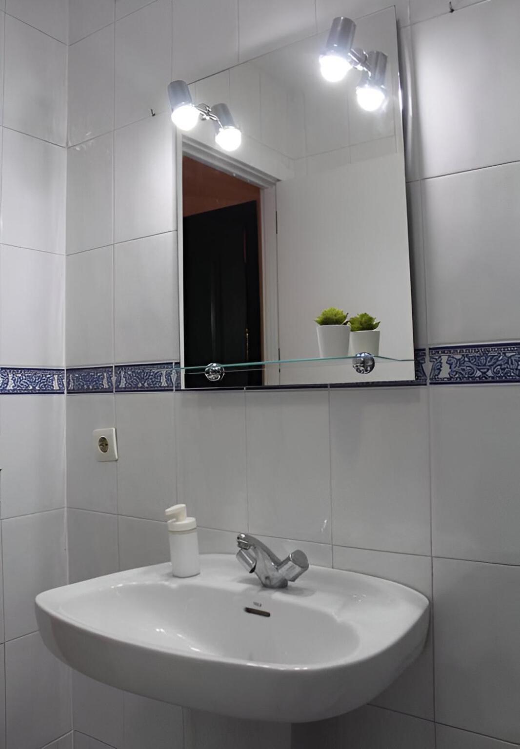 Renovado Y Muy Cerca Del Centro Urbano