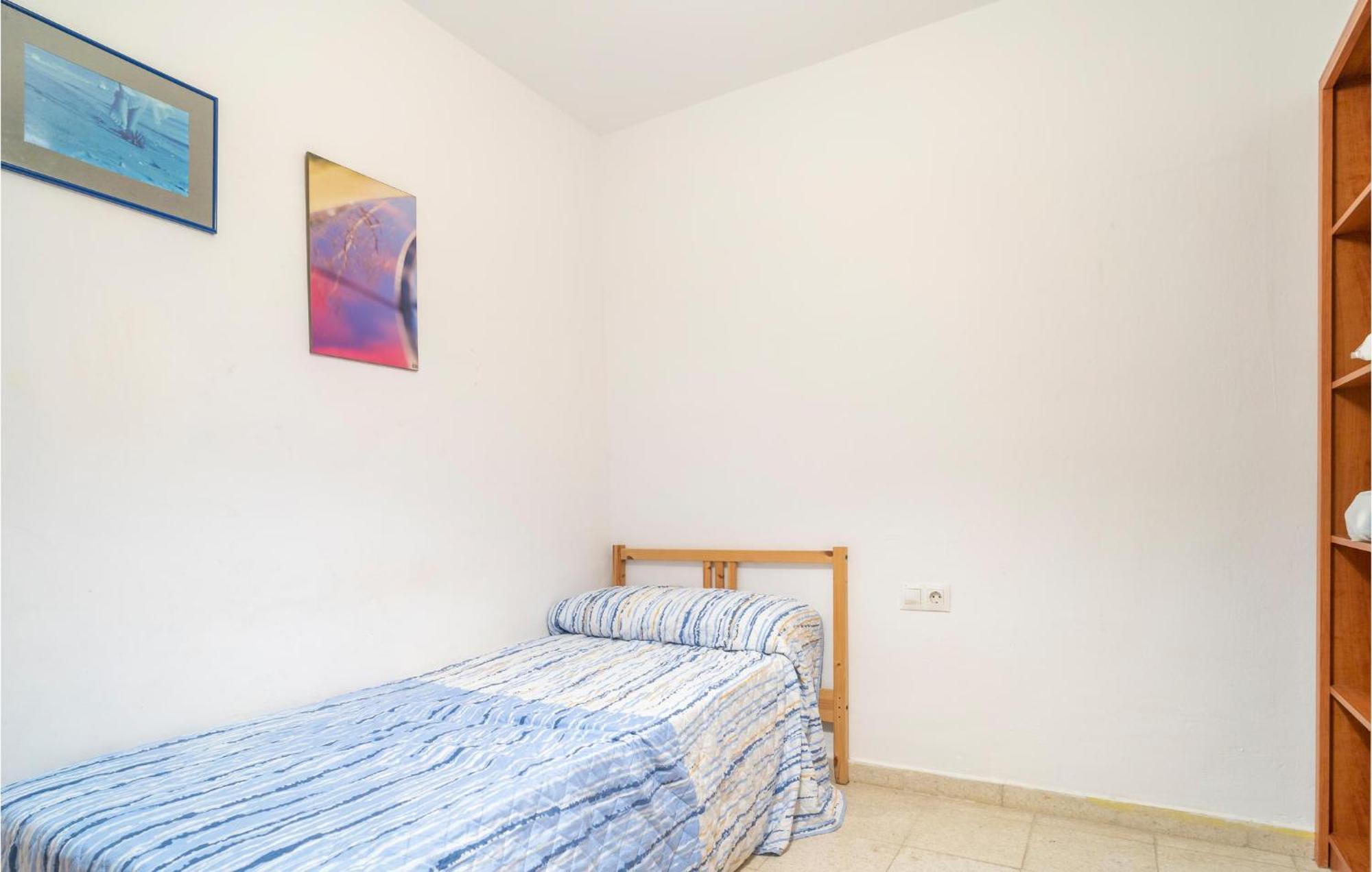 Awesome In With Kitchenette Malaga