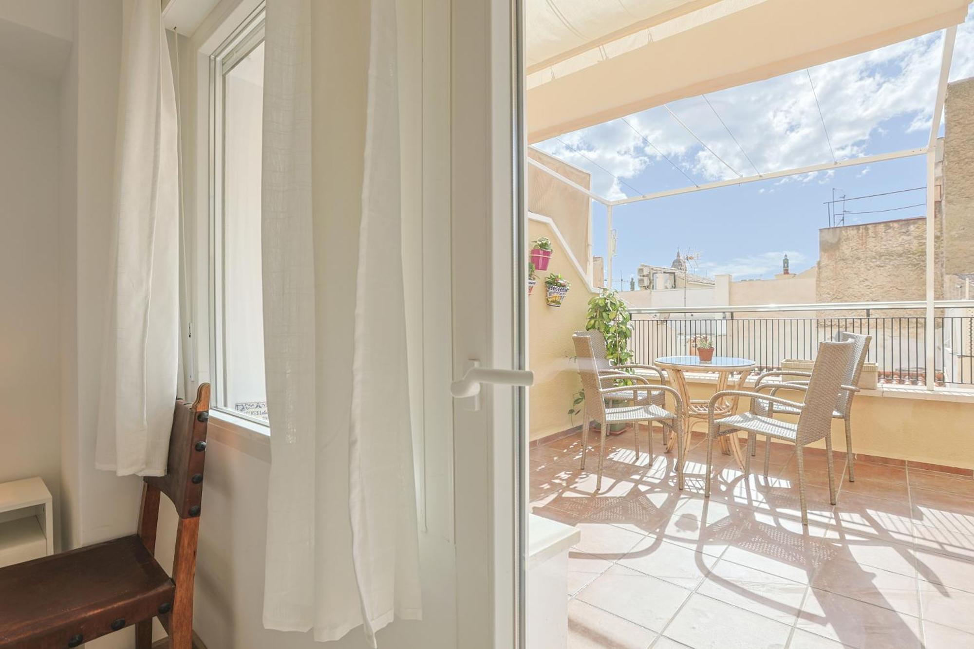 Apartment Homely San Juan De Letran Con Terraza Malaga