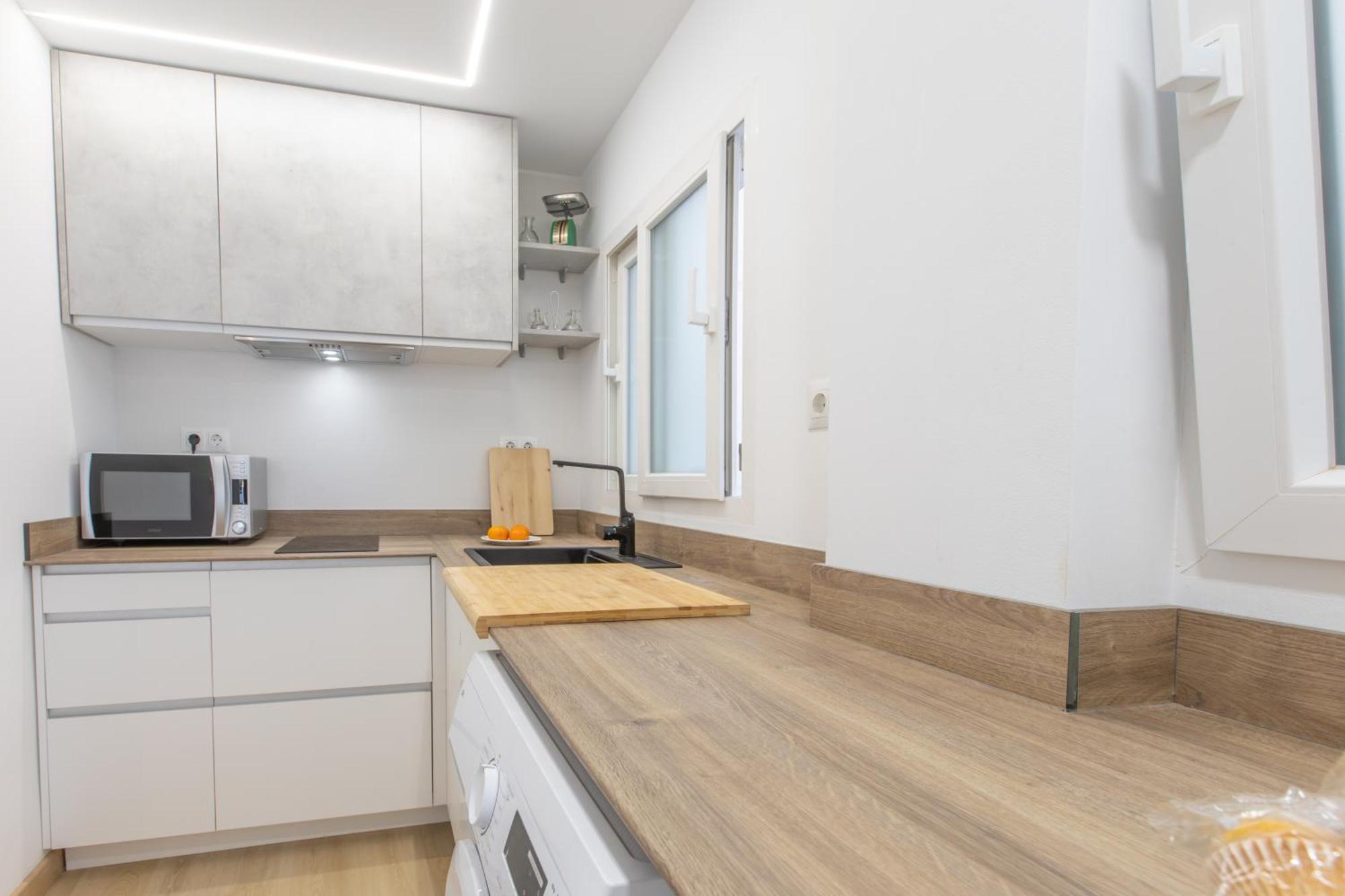 Apartment Homely San Juan De Letran Con Terraza Malaga