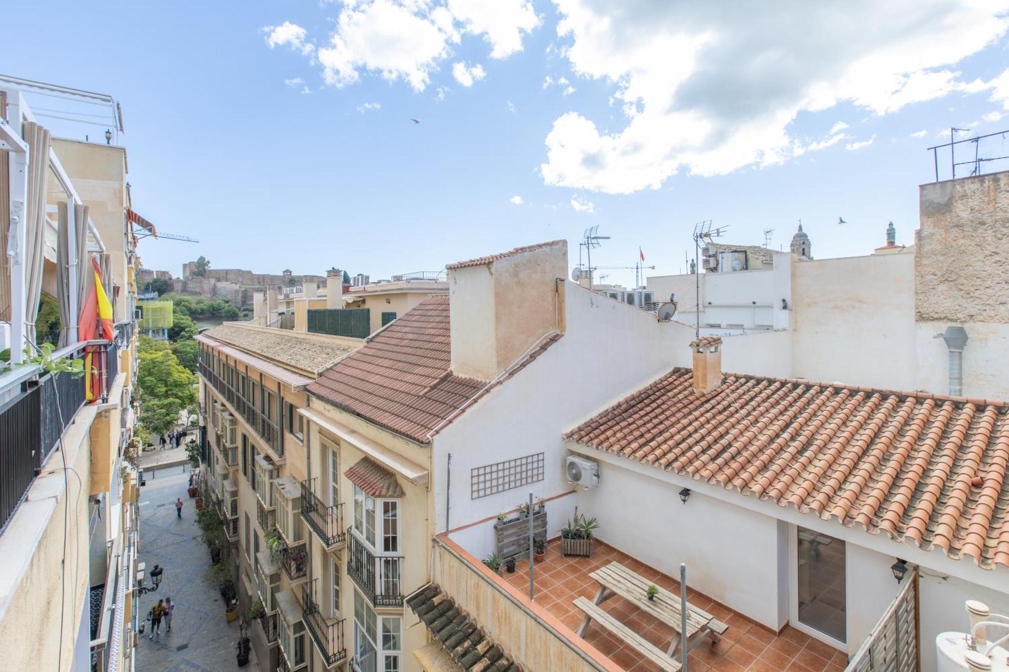 Homely San Juan De Letran Con Terraza Malaga