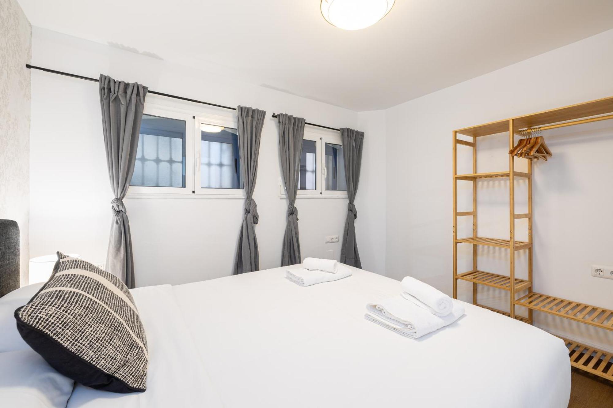Modern & Cozy -1bedroom-coutyard-center Apartment Malaga