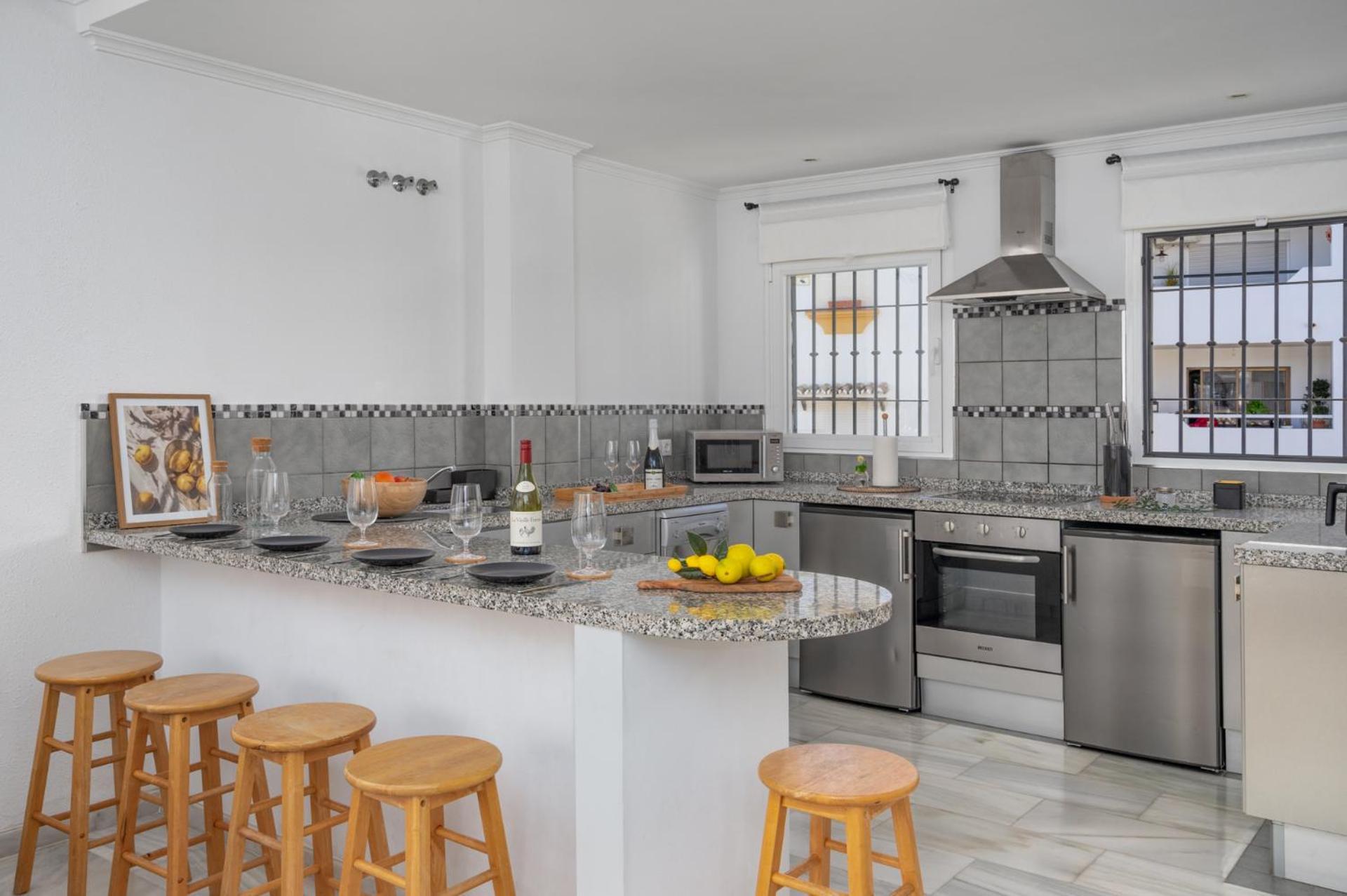 Apartamento Two Bedroom, Two Bathroom, Balcony, Pool Area, View