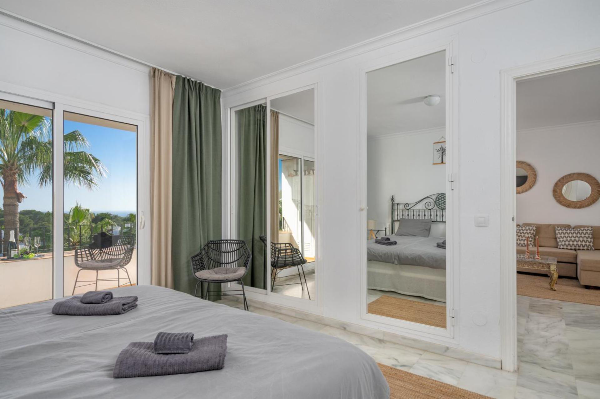 Two Bedroom, Two Bathroom, Balcony, Pool Area, View Málaga