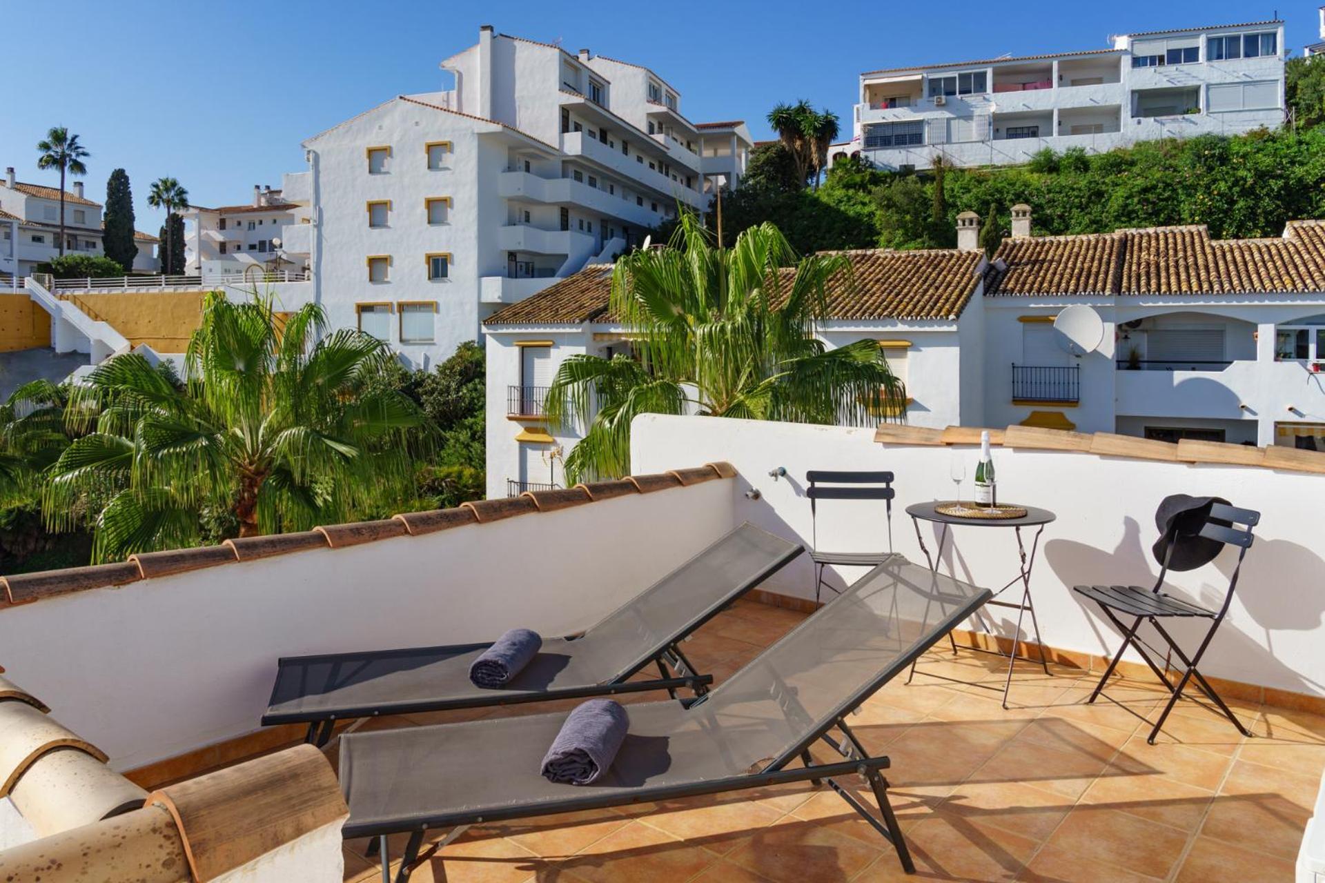 Two Bedroom, Two Bathroom, Balcony, Pool Area, View Apartamento *