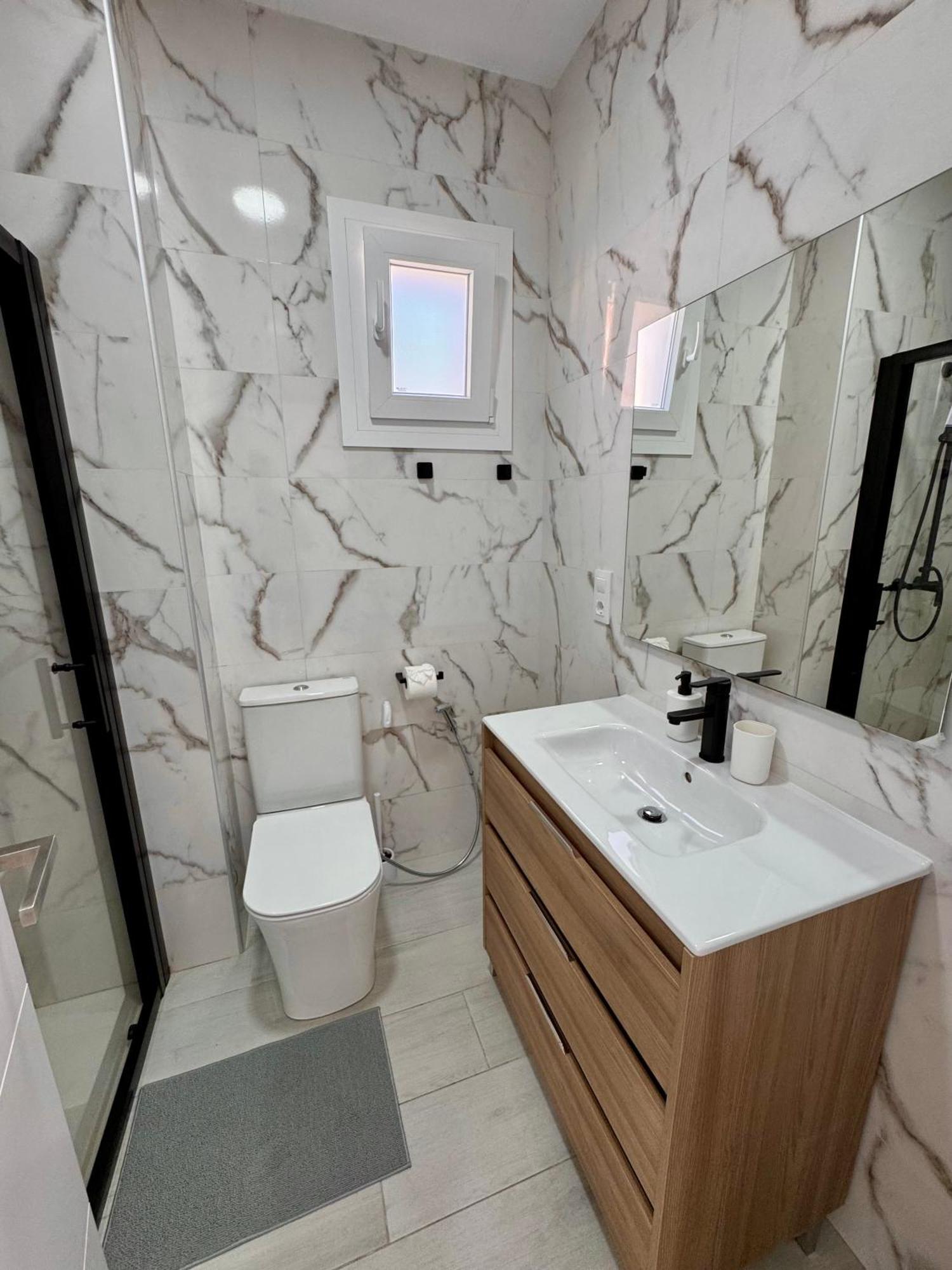 Estudio Playa La Misericordia Apartment *