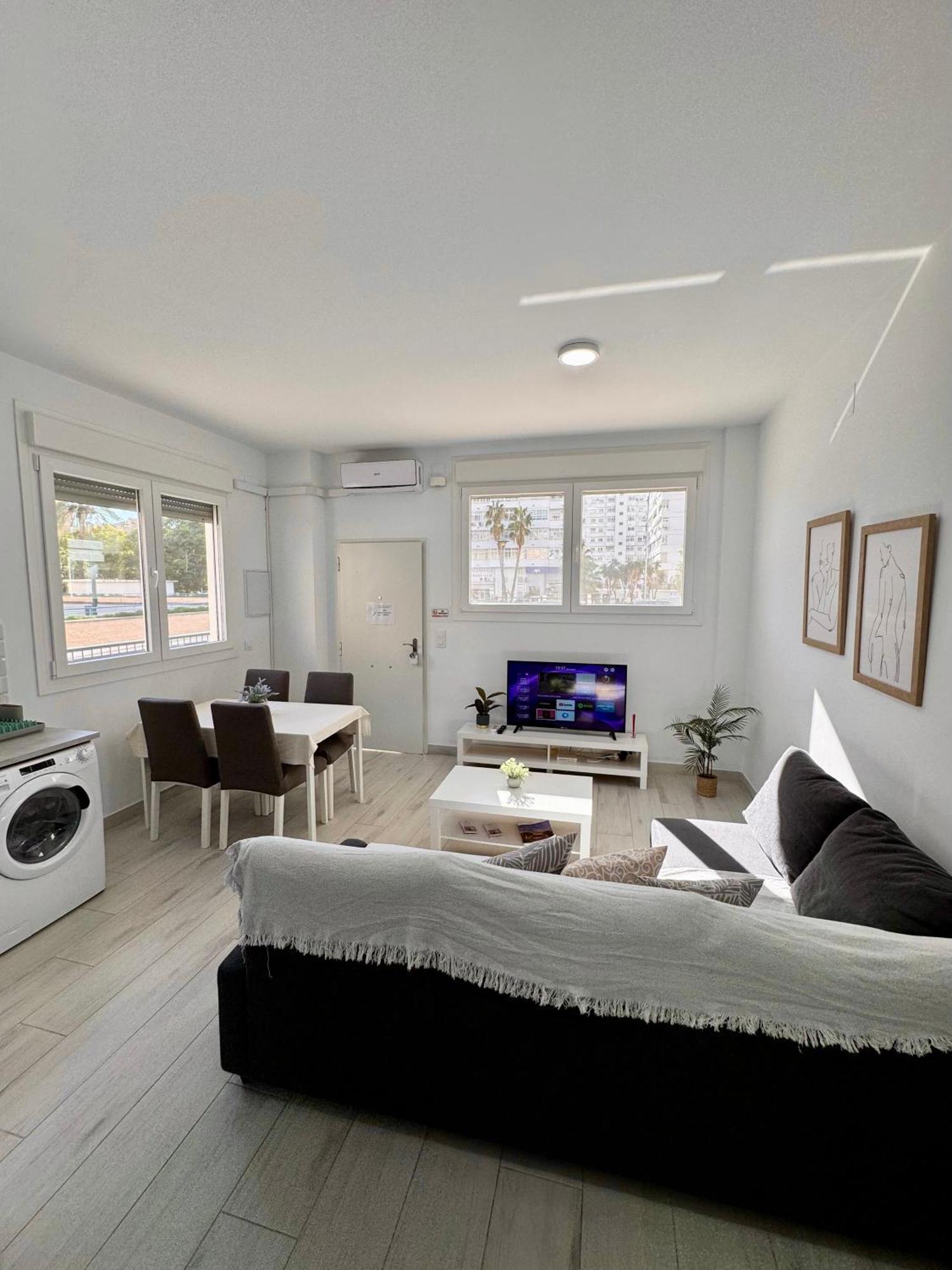 Apartment Estudio Playa La Misericordia Malaga