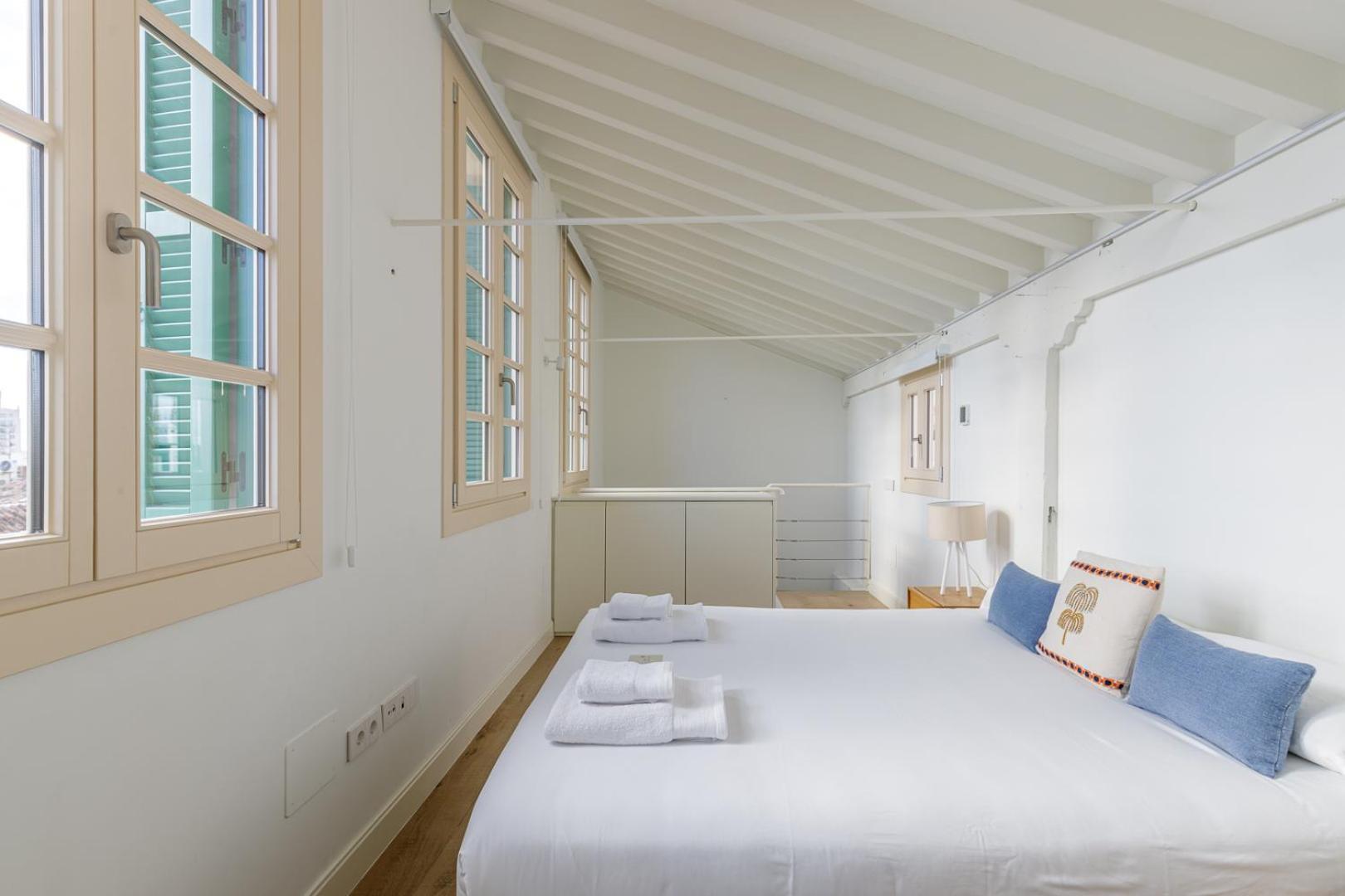 Marques De Velazquez Ii By Caleta Homes Apartment