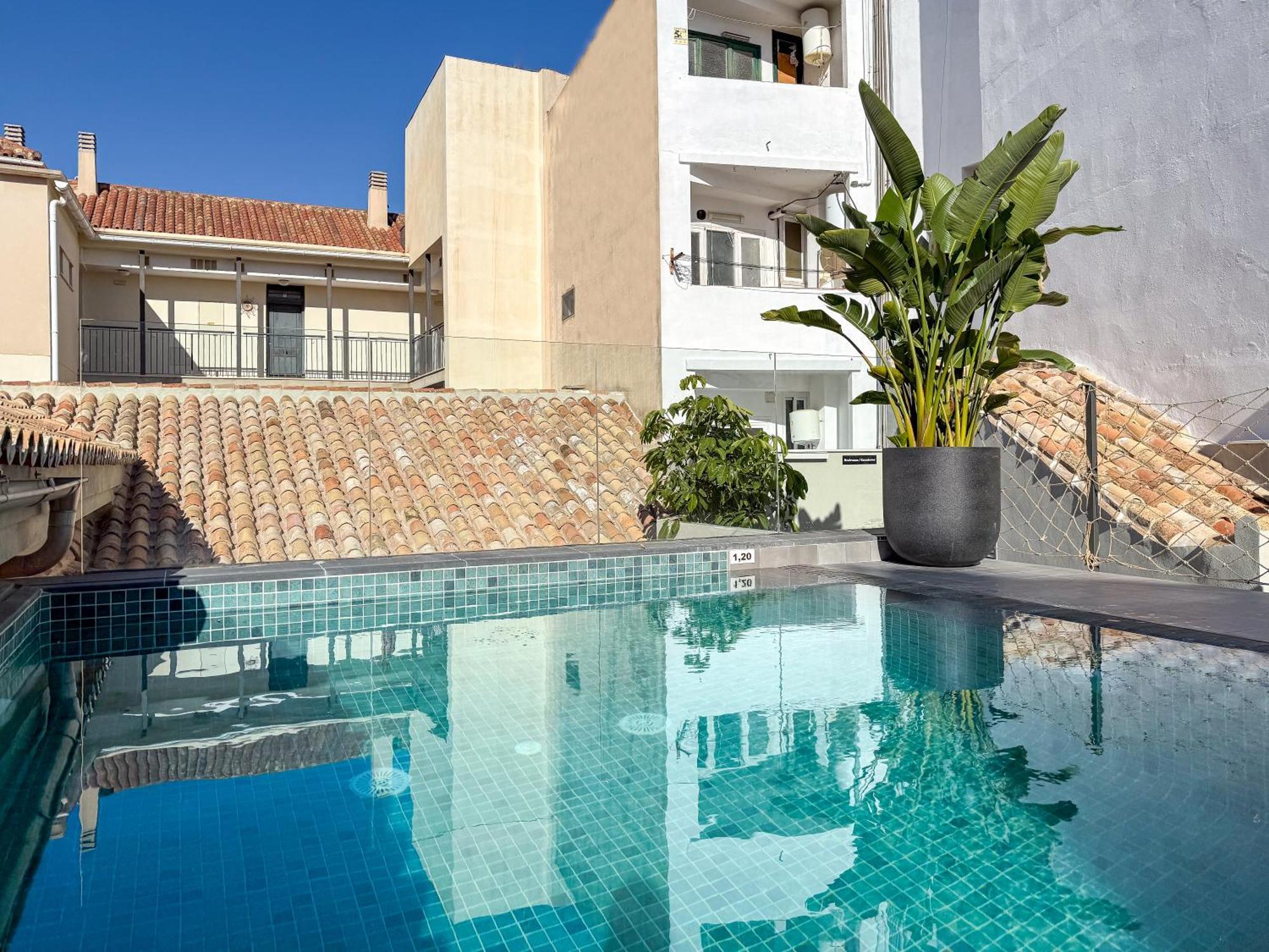 Hostal Coeo Hernan Ruiz Rooftop Pool *