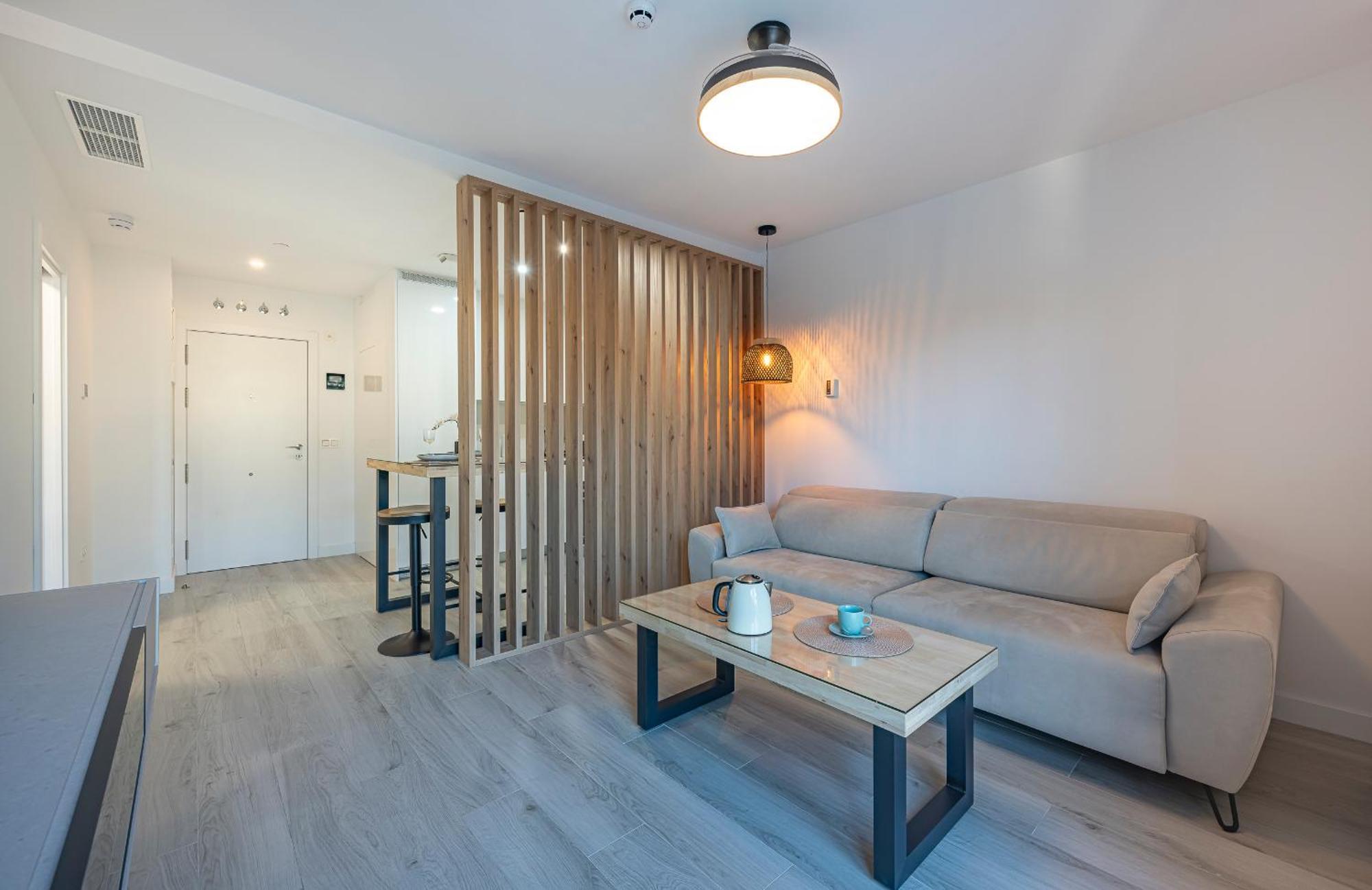 Dolmen Group-apartment Martiricos Apartment Malaga