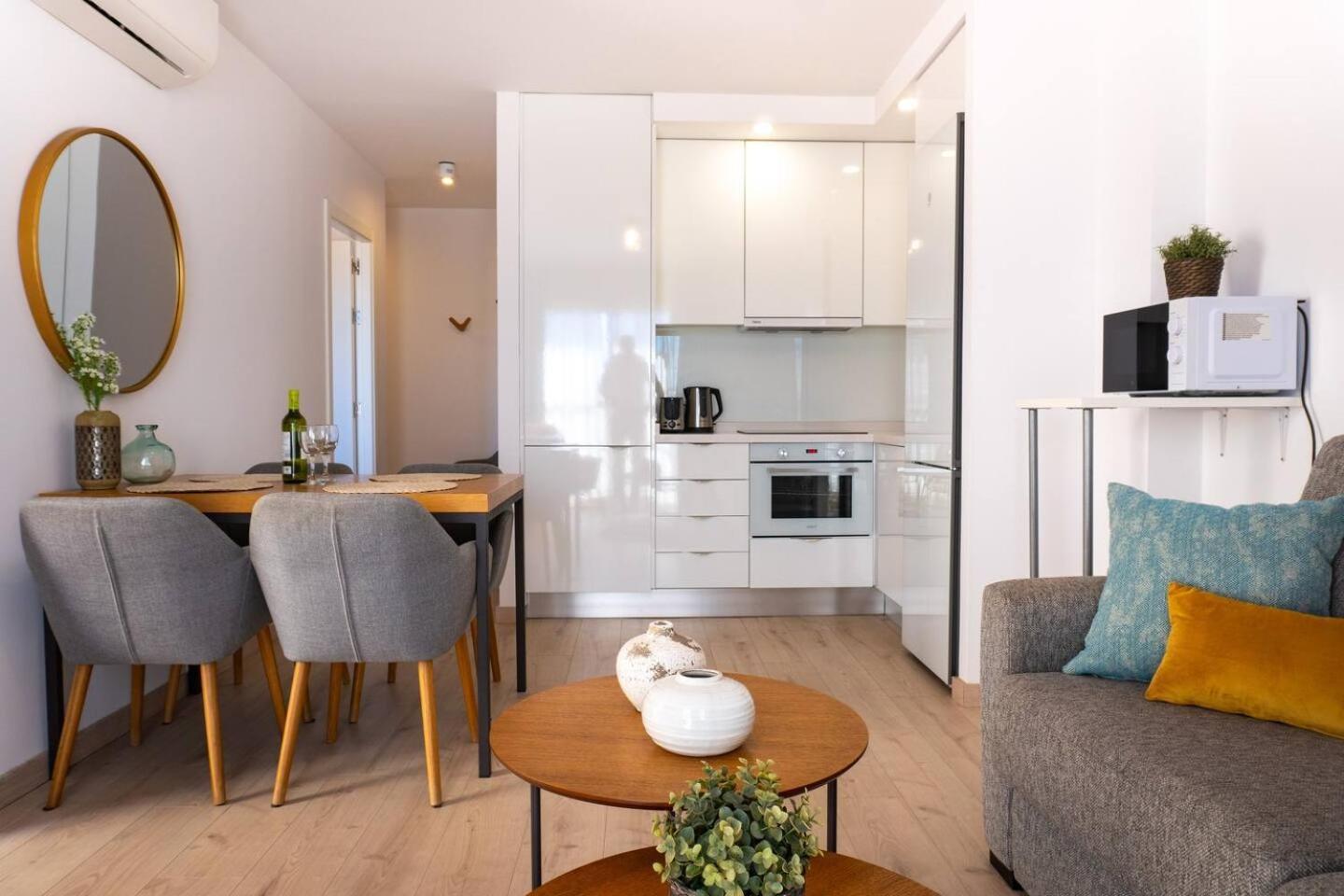 Holiday home Modern Beachside Flat In Wyndham Costa Del Sol