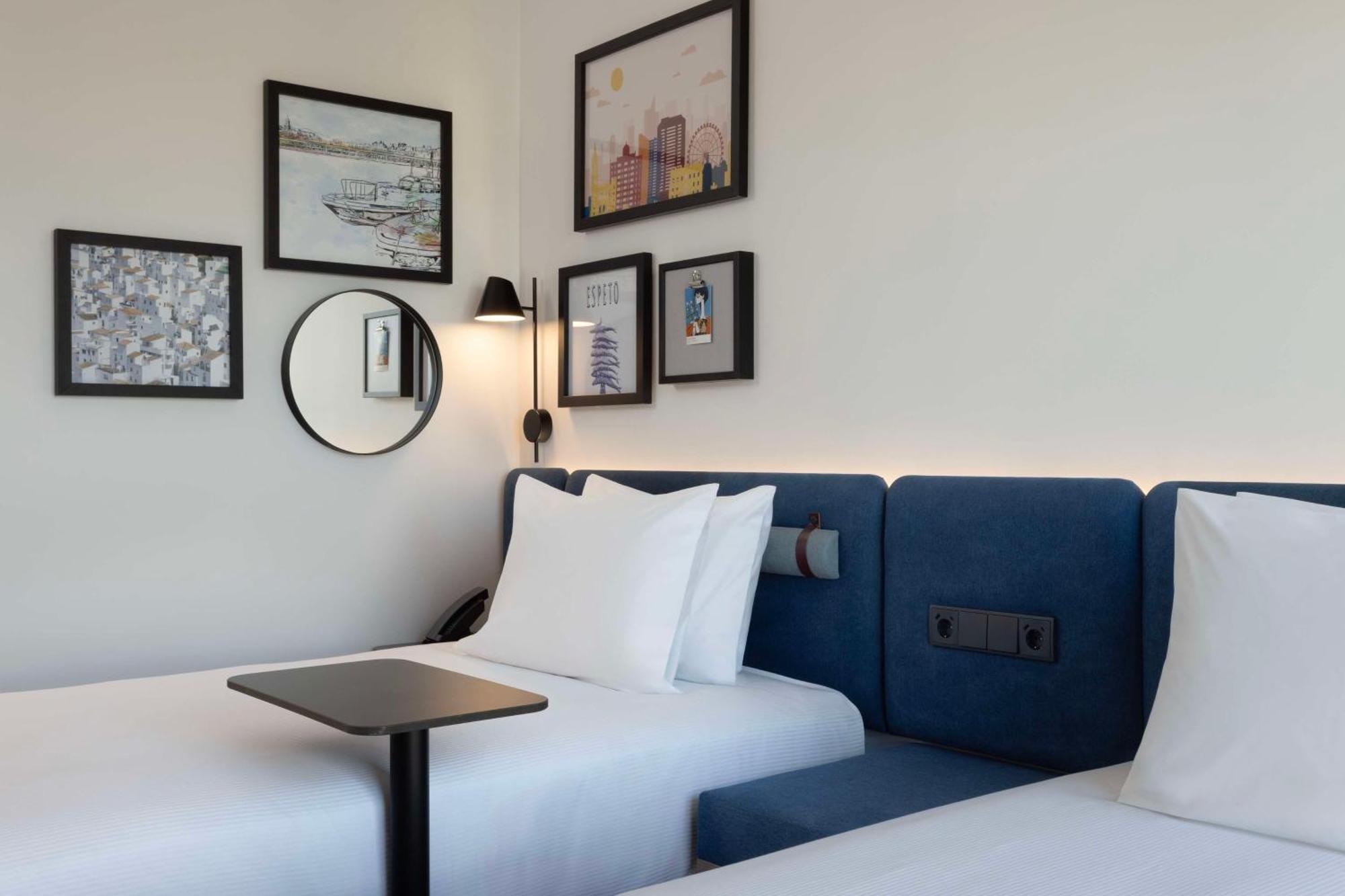 Hampton By Hilton Martiricos Hotel Málaga