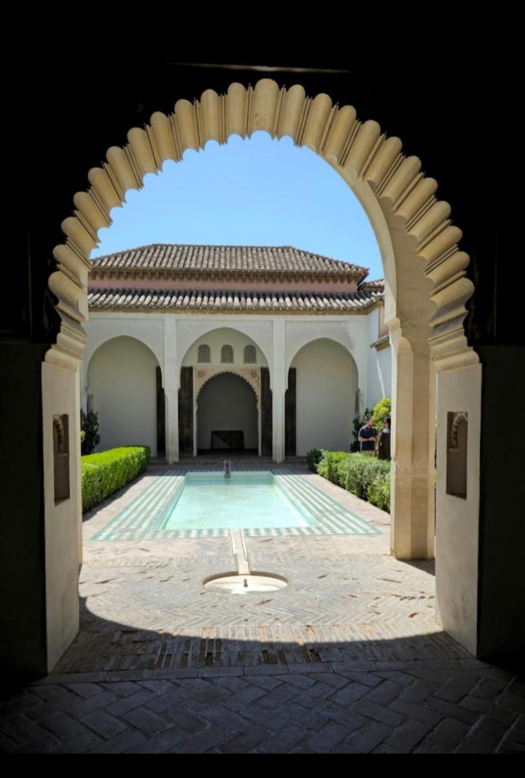 Coqueto Palacio De Congresos Malaga