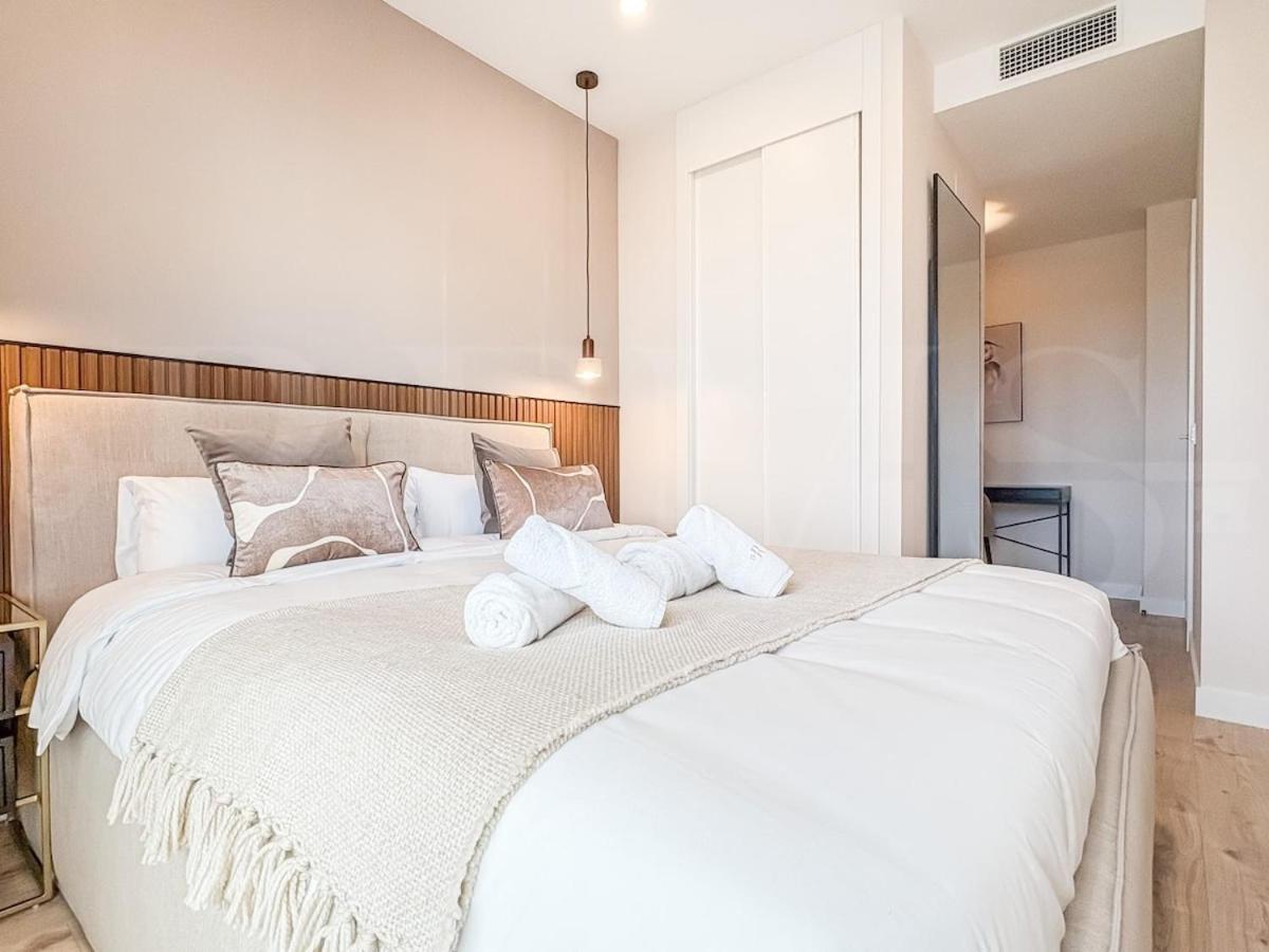 Apartment With Stunning Views And Parking By Rems Malaga