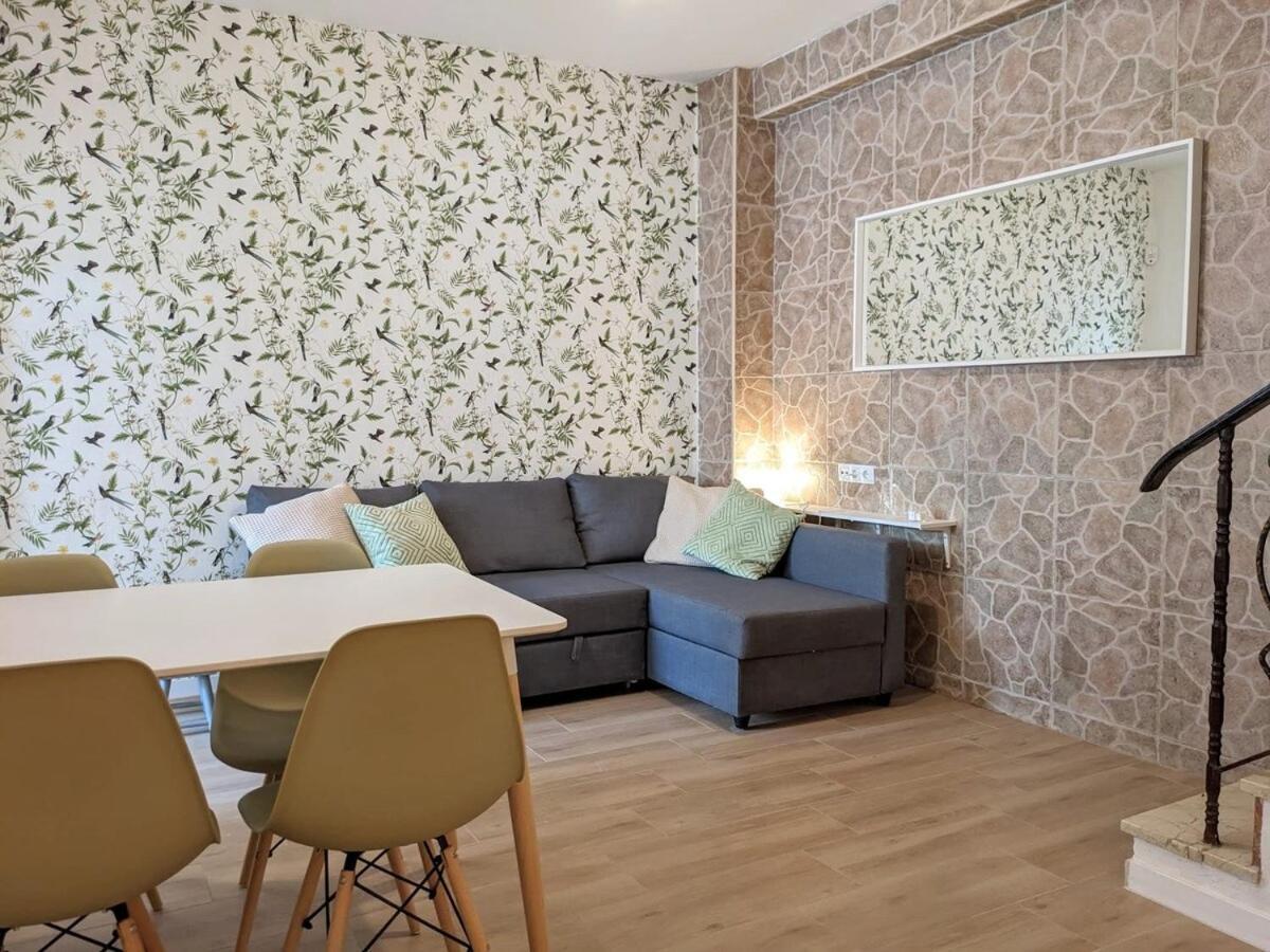 Holiday home Family House With Roof Terrace