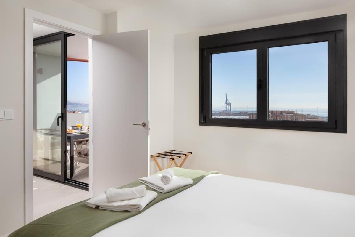 Floor Sea View & Terrace In Malaga! Apartment *