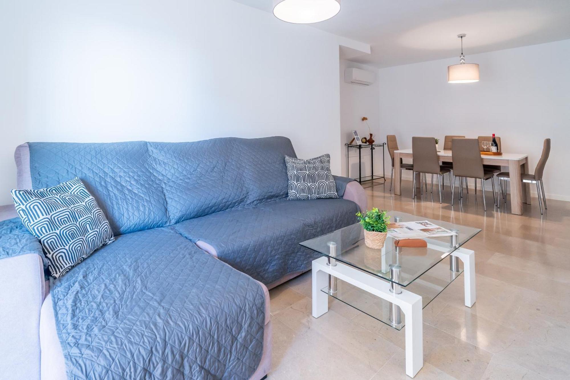 Casa Playa Guadalmar, Beautiful In Front Of The Sea, Wifi, Ac, Smart Tv, Private Parking Apartment Málaga