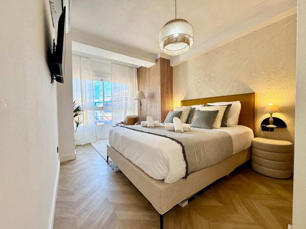Elegance In The Heart Of Apartment