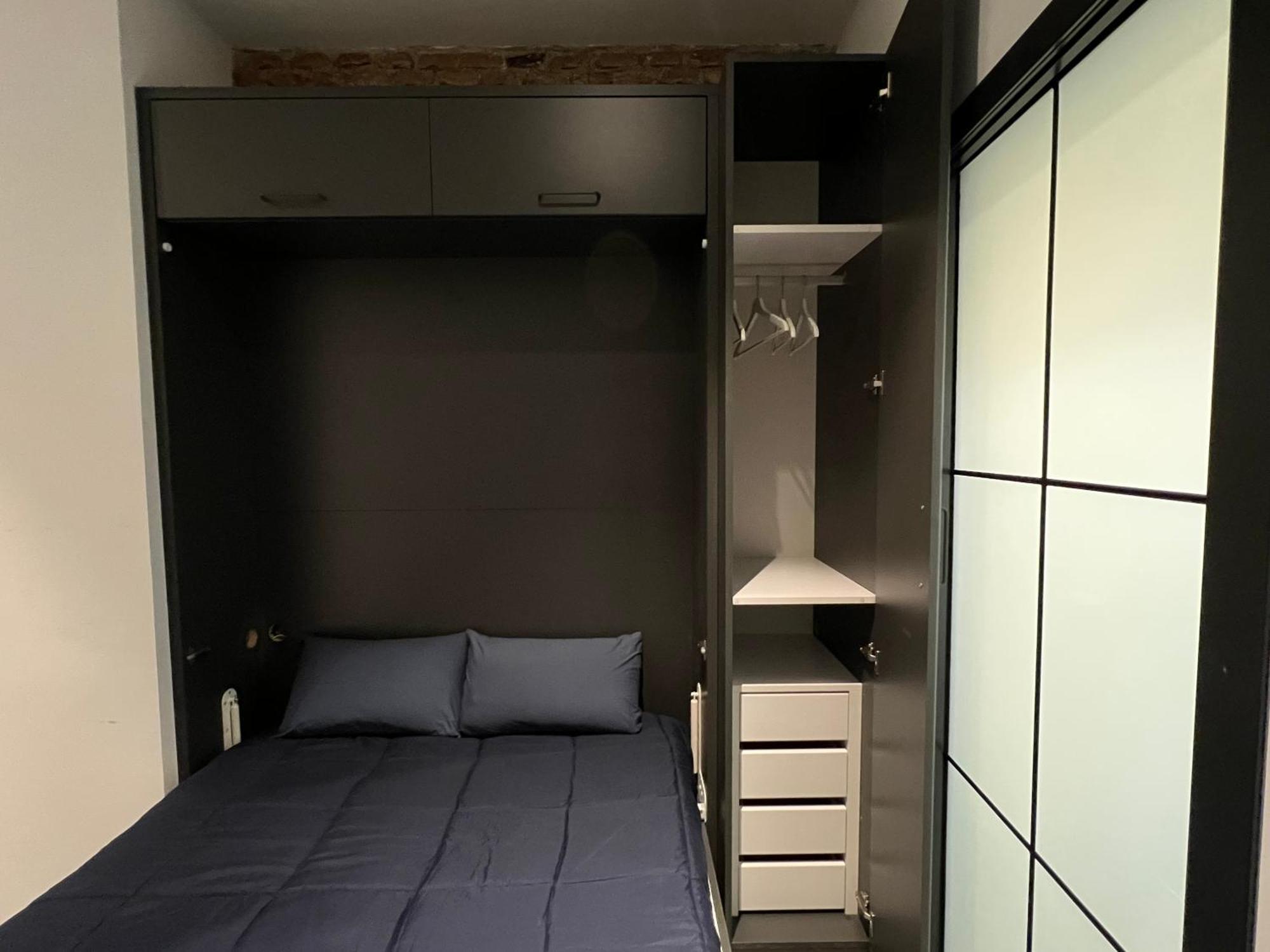 One Bedroom, Bed, Sofa Bed, Home-office, Modern, Quiet, Fully Equipped, Powerful Ac, 300 Mbps Fibre, Washer And Dryer Apartment Malaga