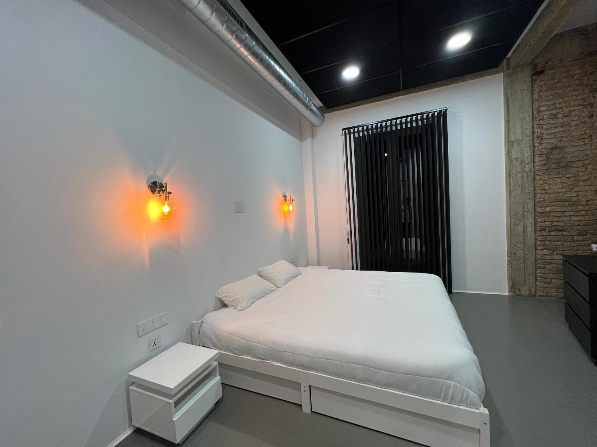 One Bedroom, Bed, Sofa Bed, Home-office, Modern, Quiet, Fully Equipped, Powerful Ac, 300 Mbps Fibre, Washer And Dryer Malaga