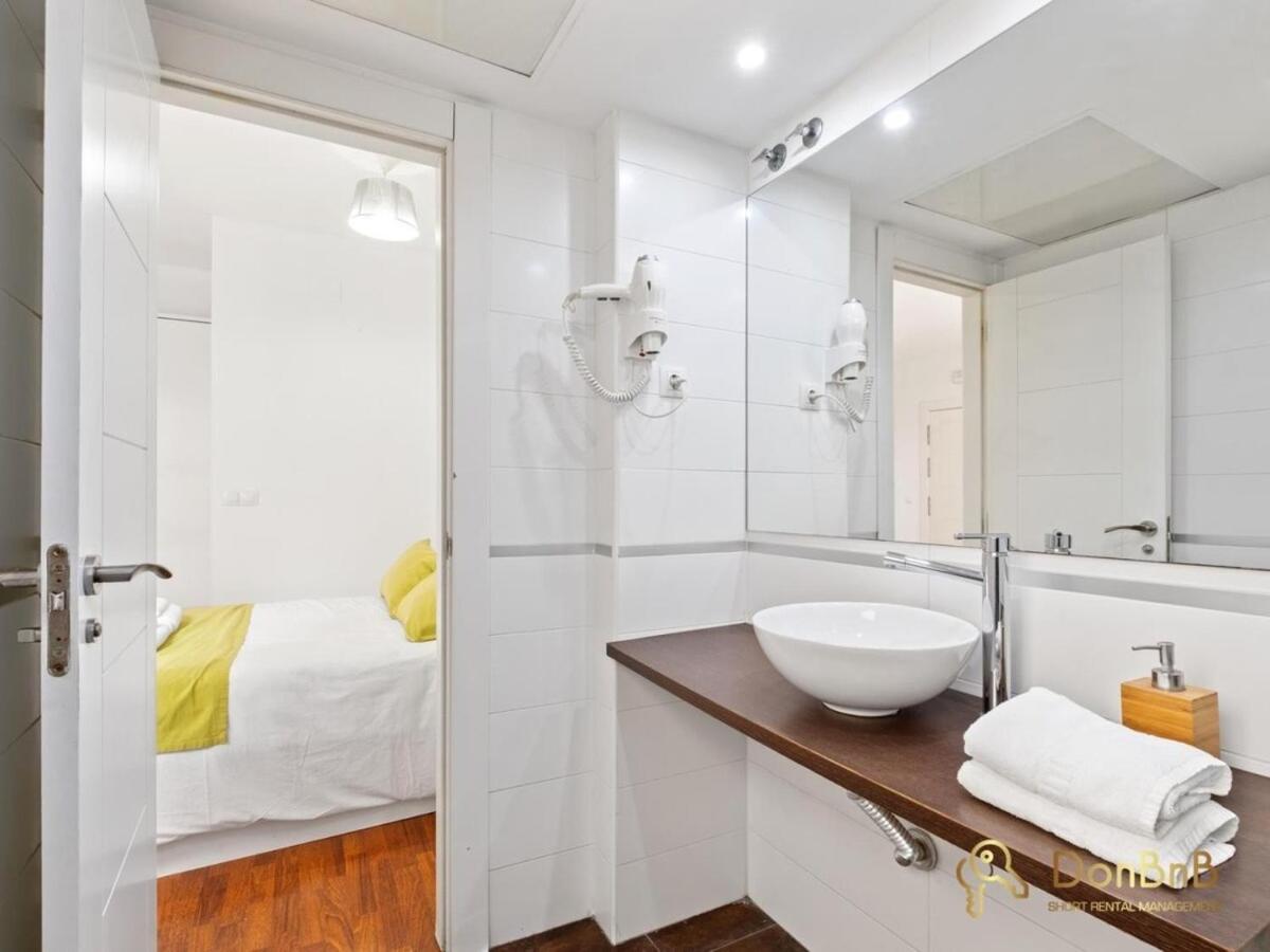 Apartment Centre In *