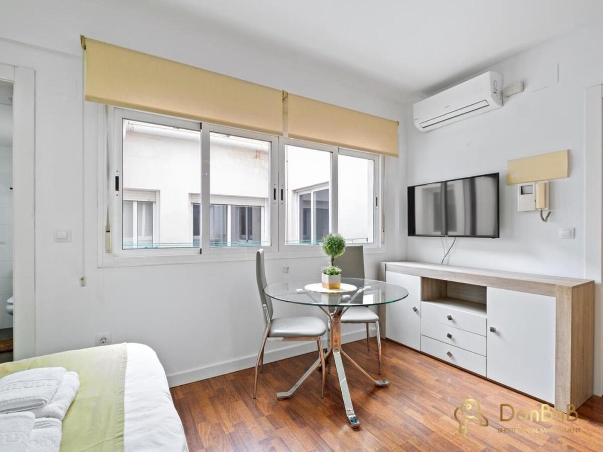 Apartment Centre In *