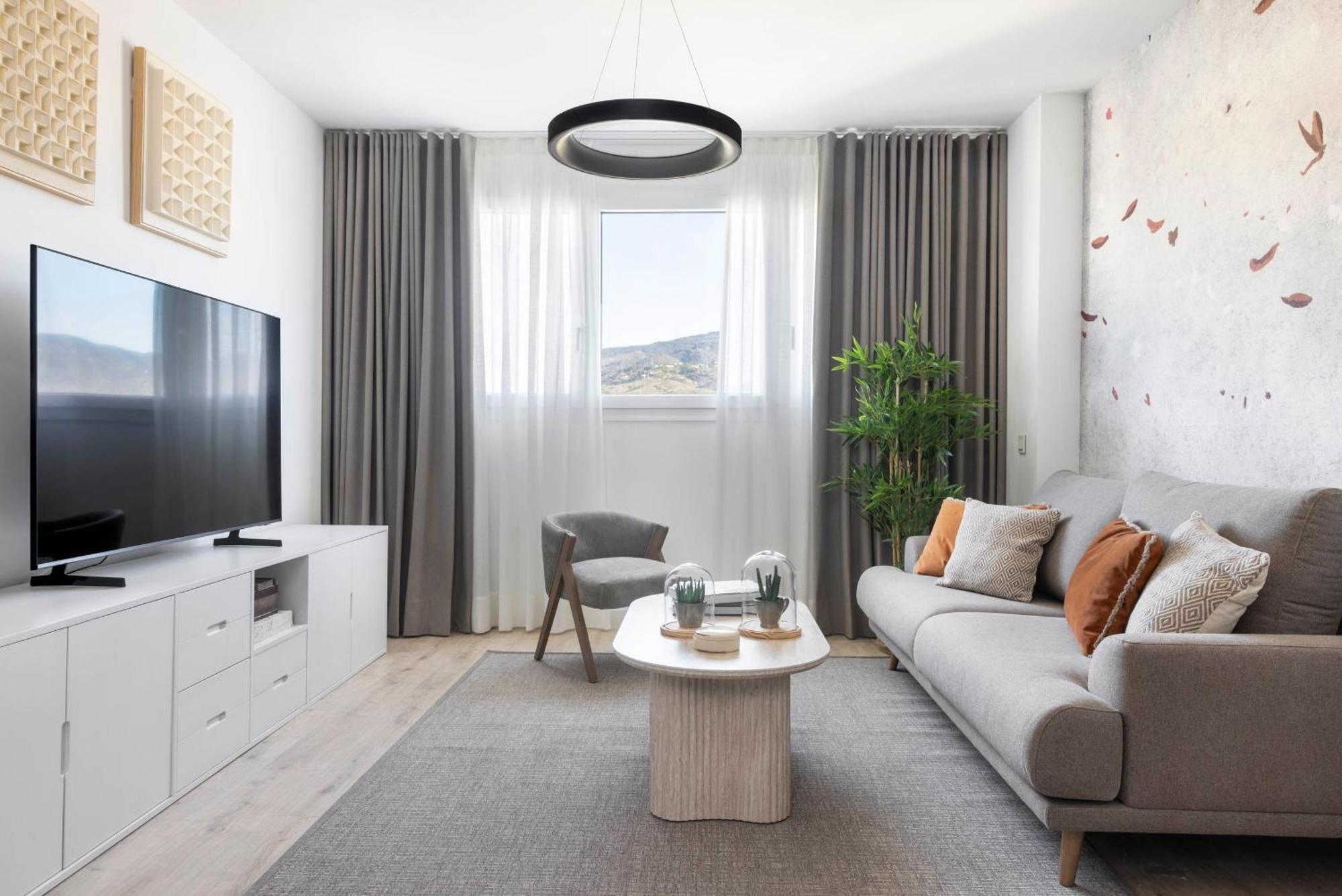 Aq 21 Floor 3 Bed Apartment Malaga
