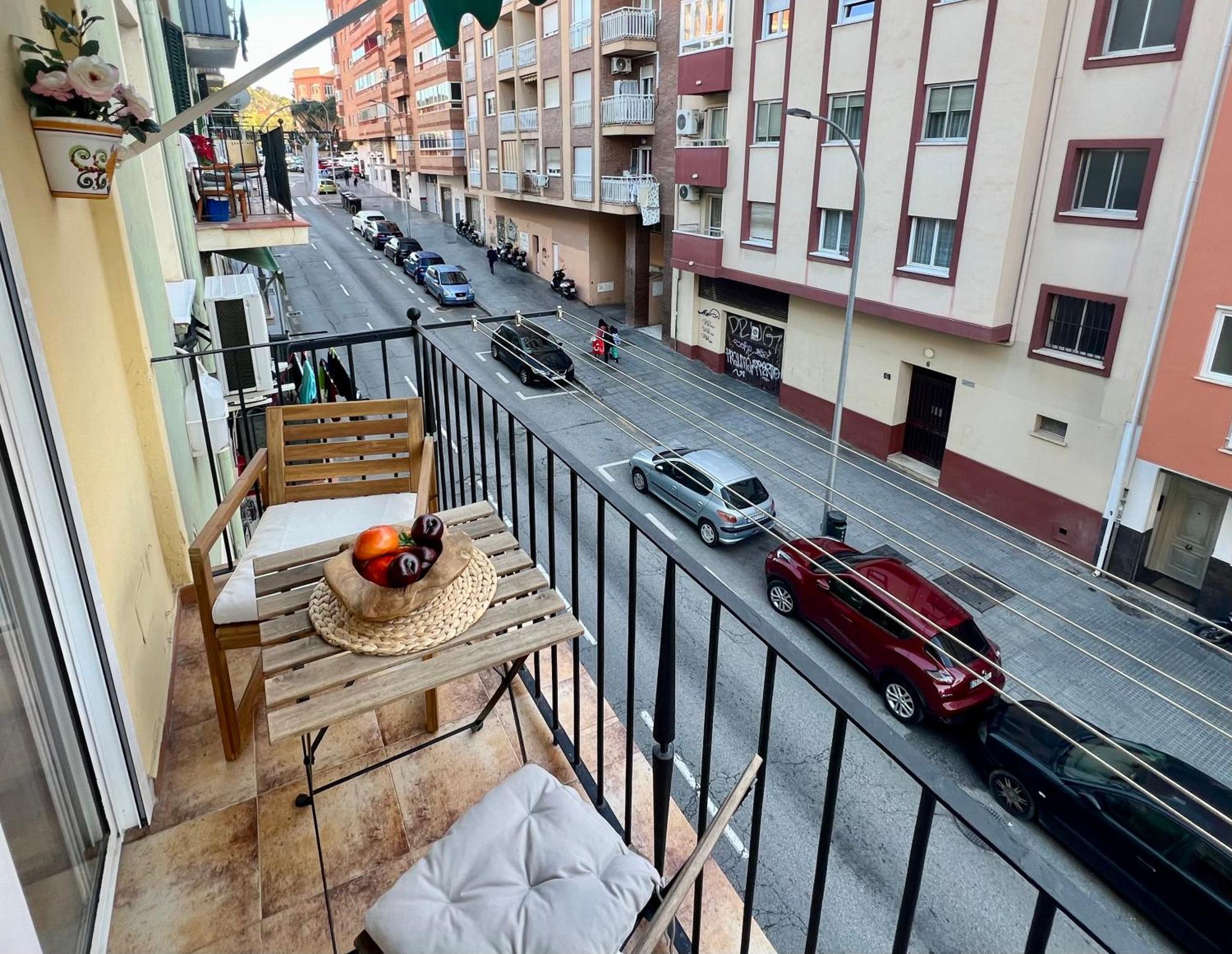 Super Comfy And Homey 4br Peachy Apartment *