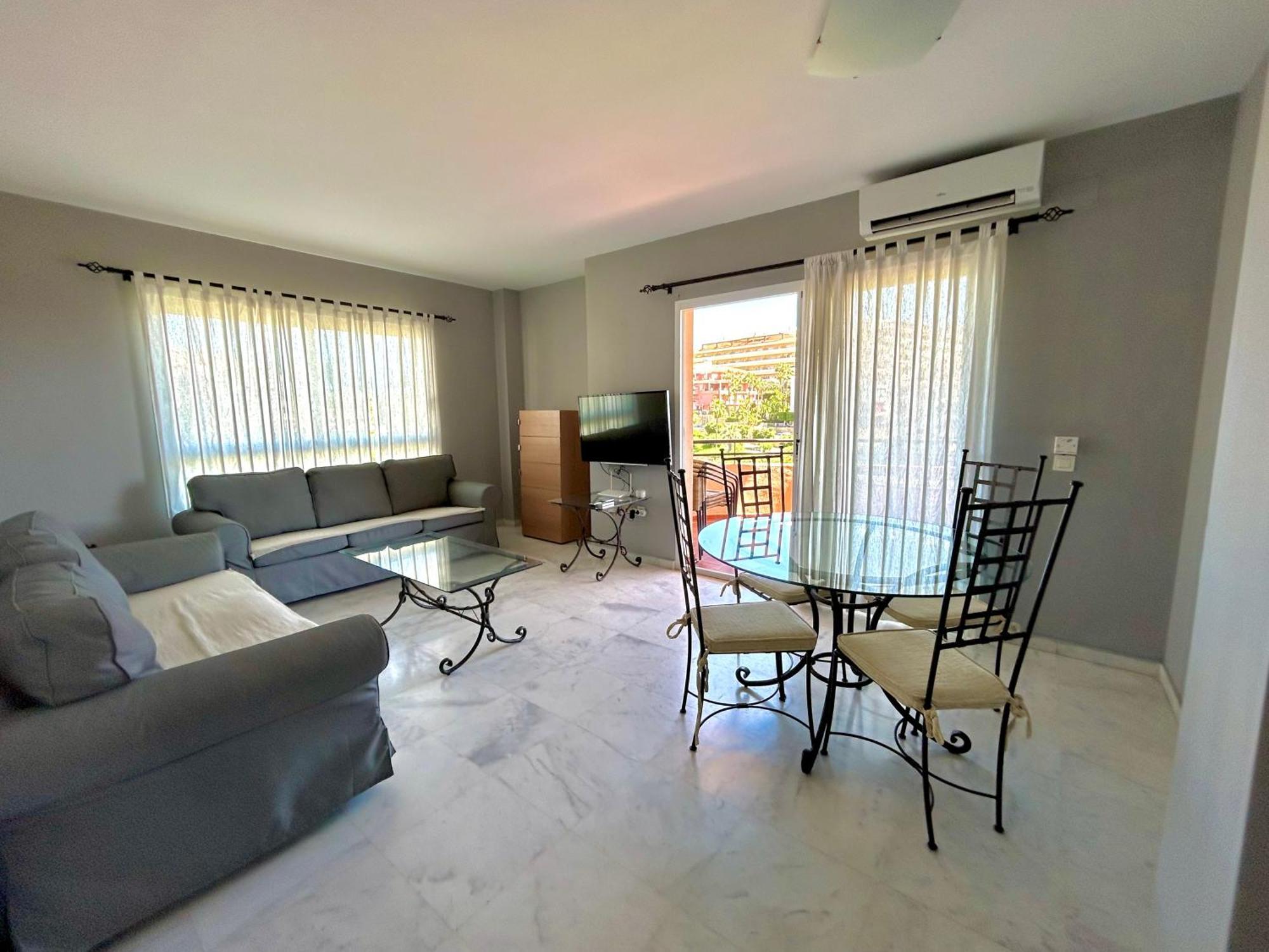 Modern And Stylish Seeview And Golfview Apartamento Málaga