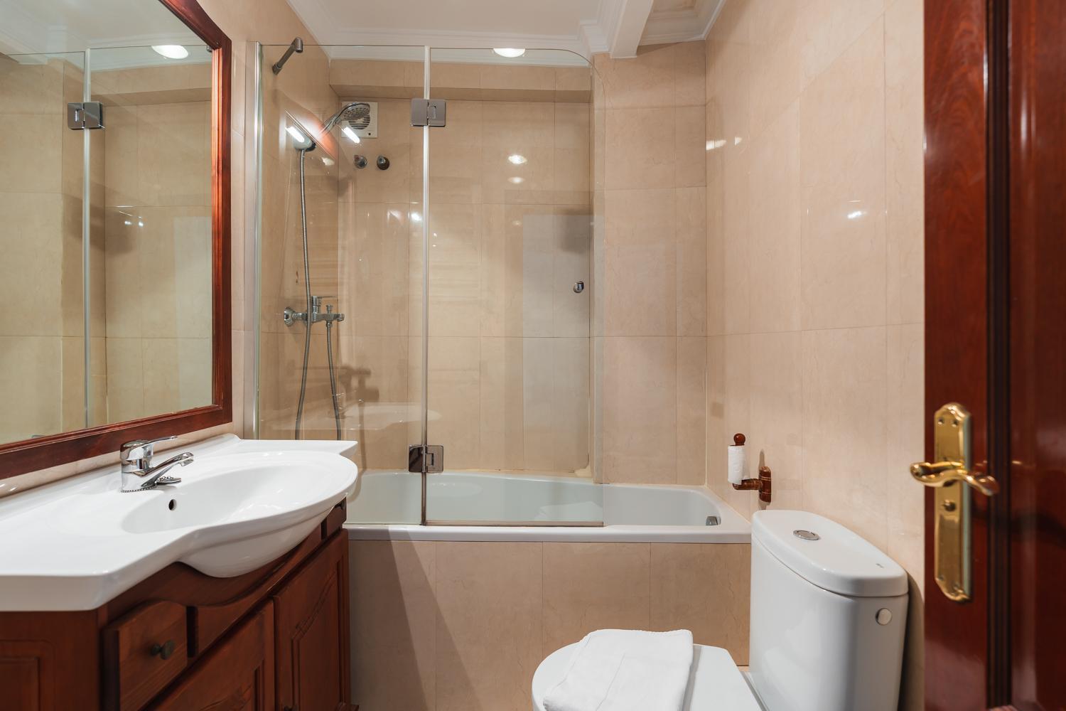 Tuguest Huelin Apartment *
