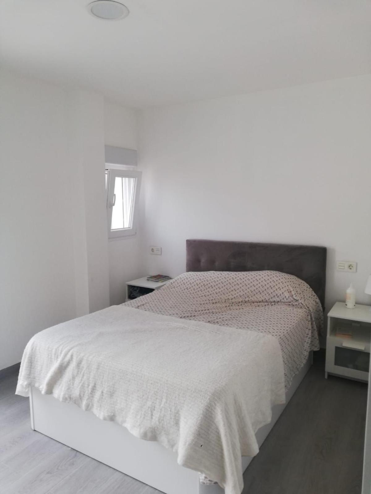 Apartment 2 Con Terraza Junto A Monte Victoria *