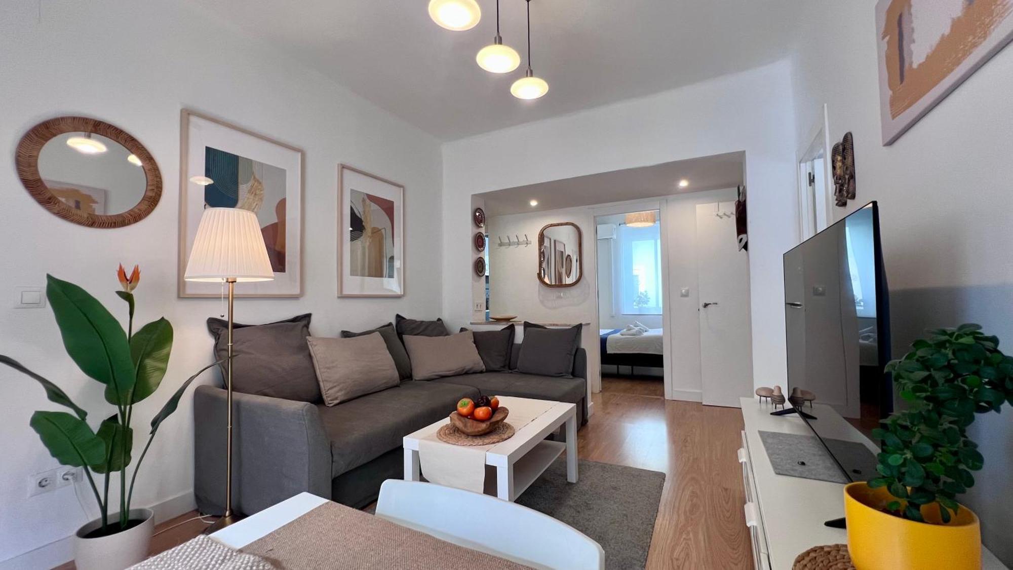Apartment Super Comfy And Homey 4br Peachy