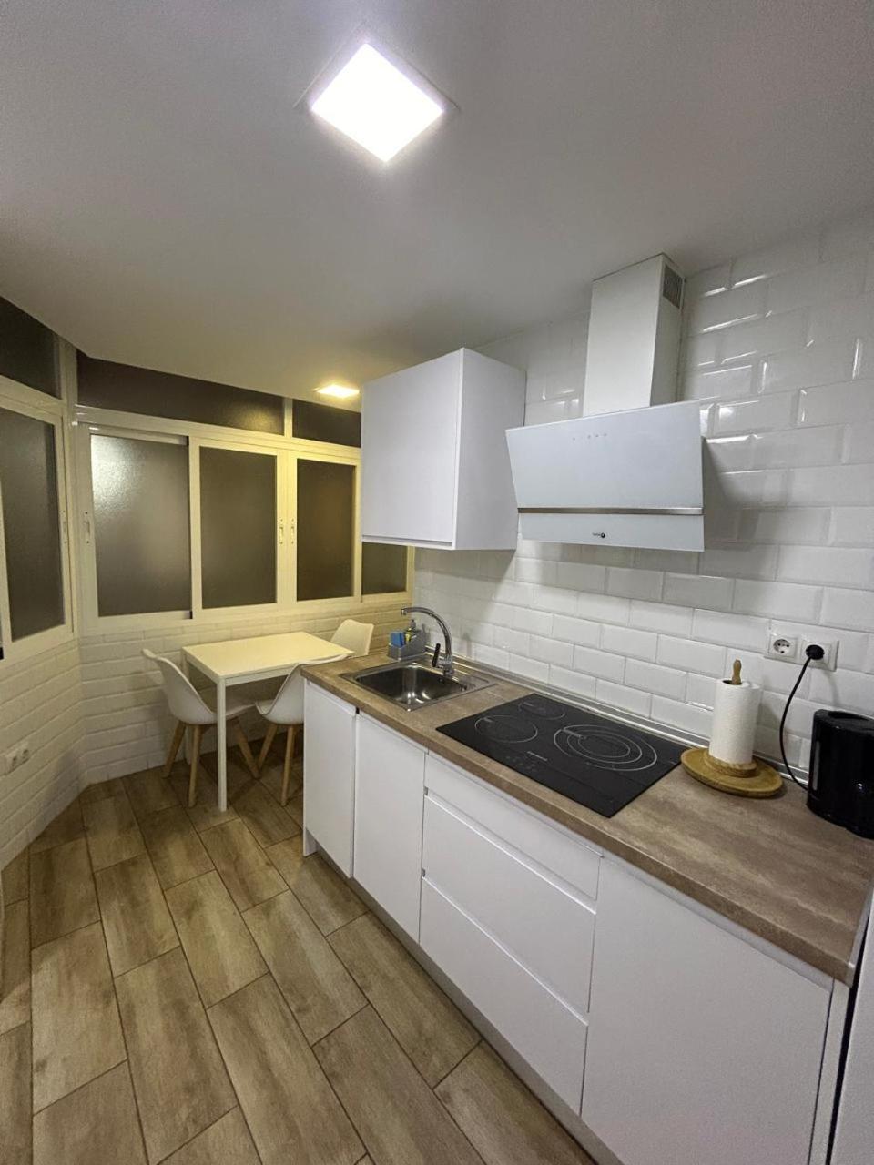 Huelin Playa Apartment Malaga