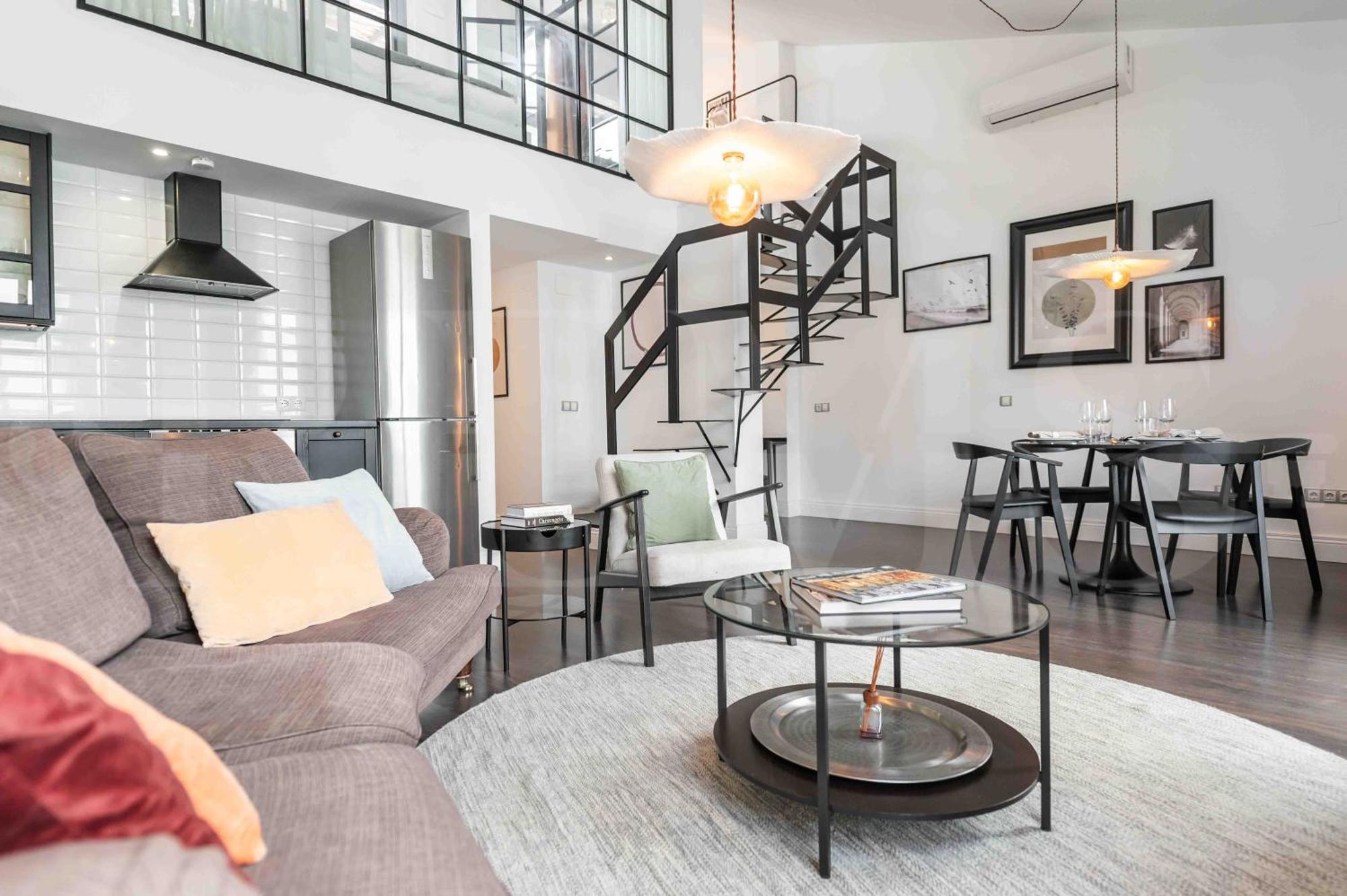 Apartment Bright Spacious Duplex With Terrace By Rems