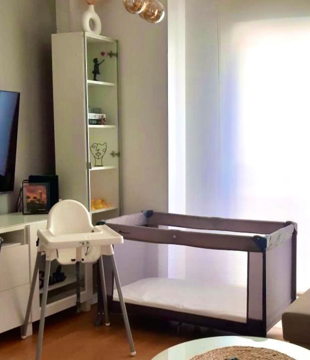 Maravilloso Centrico De 70m2, Jardin Propio 40m2 Con Piscina Ninos Y Parking Opcional Málaga