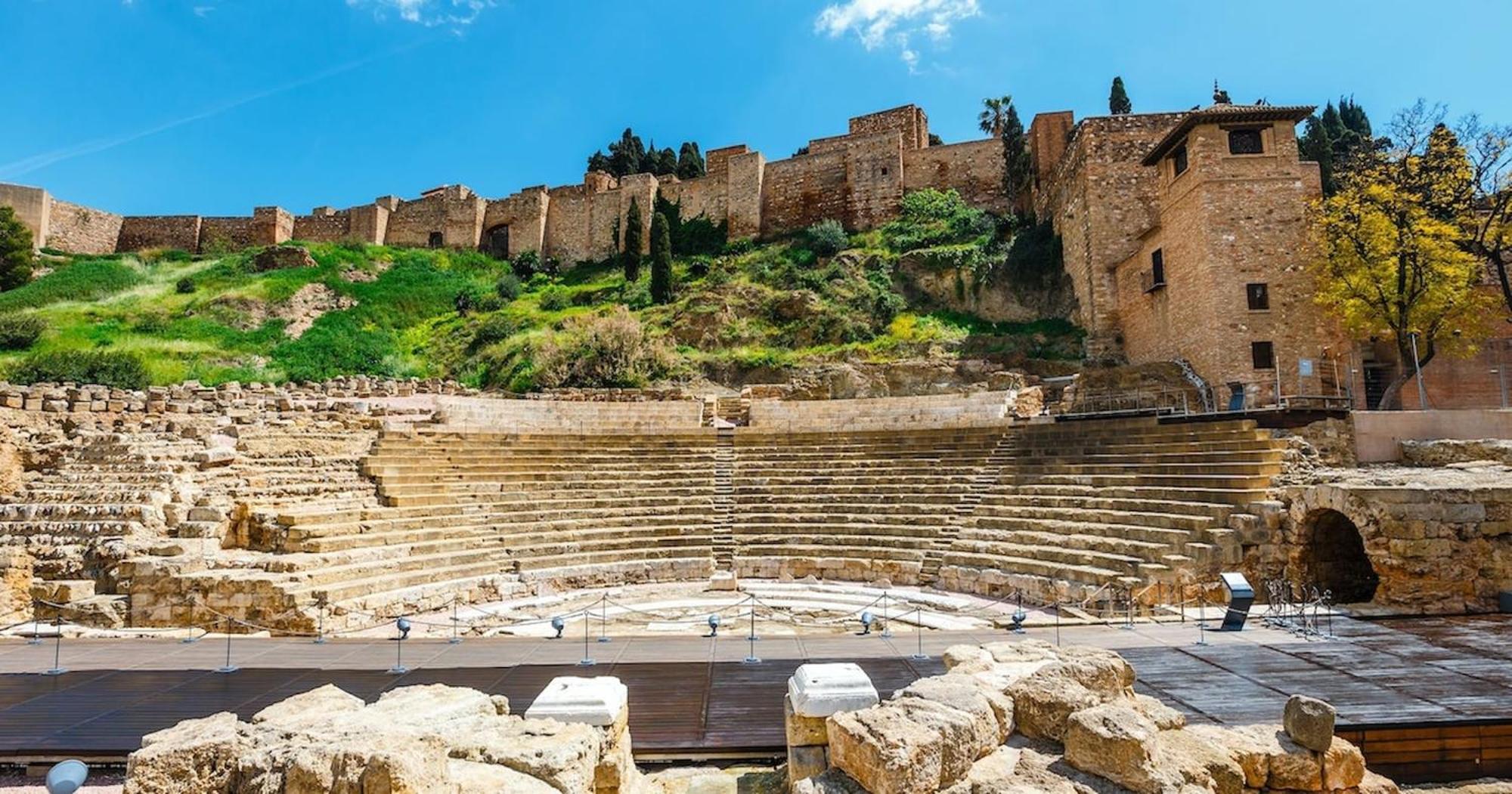 Perfect In Centre - Tcm Malaga