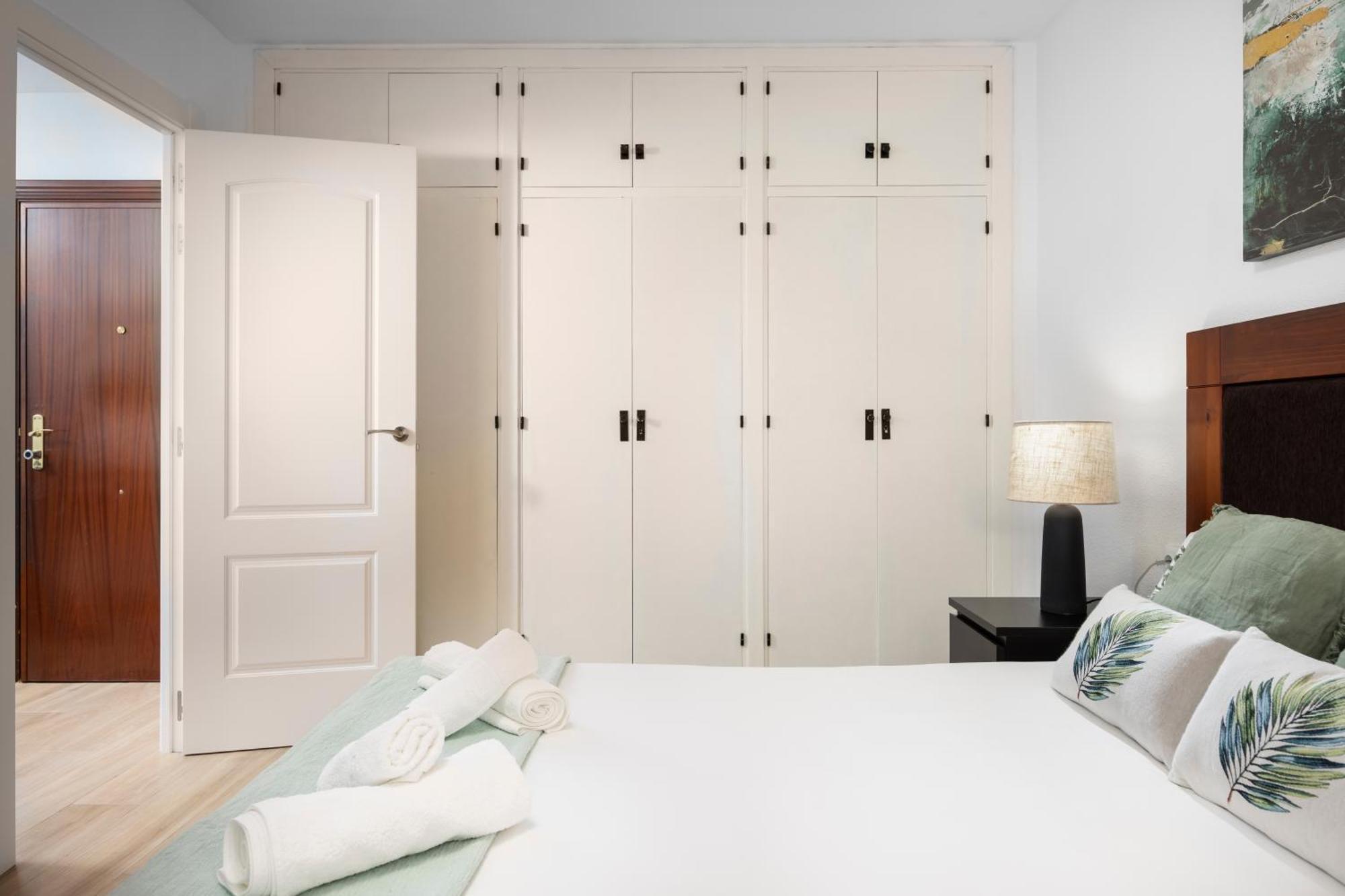 And Spacious With Parking On-site Malaga