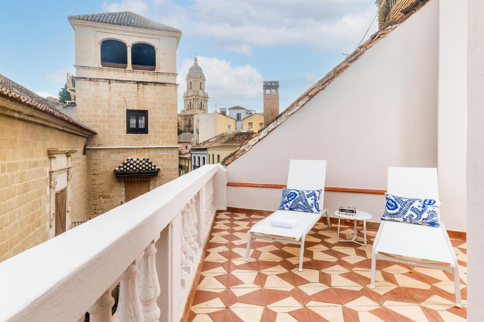 Homeclub Penthouse With Terrace By Picasso Museum Iii Apartment *