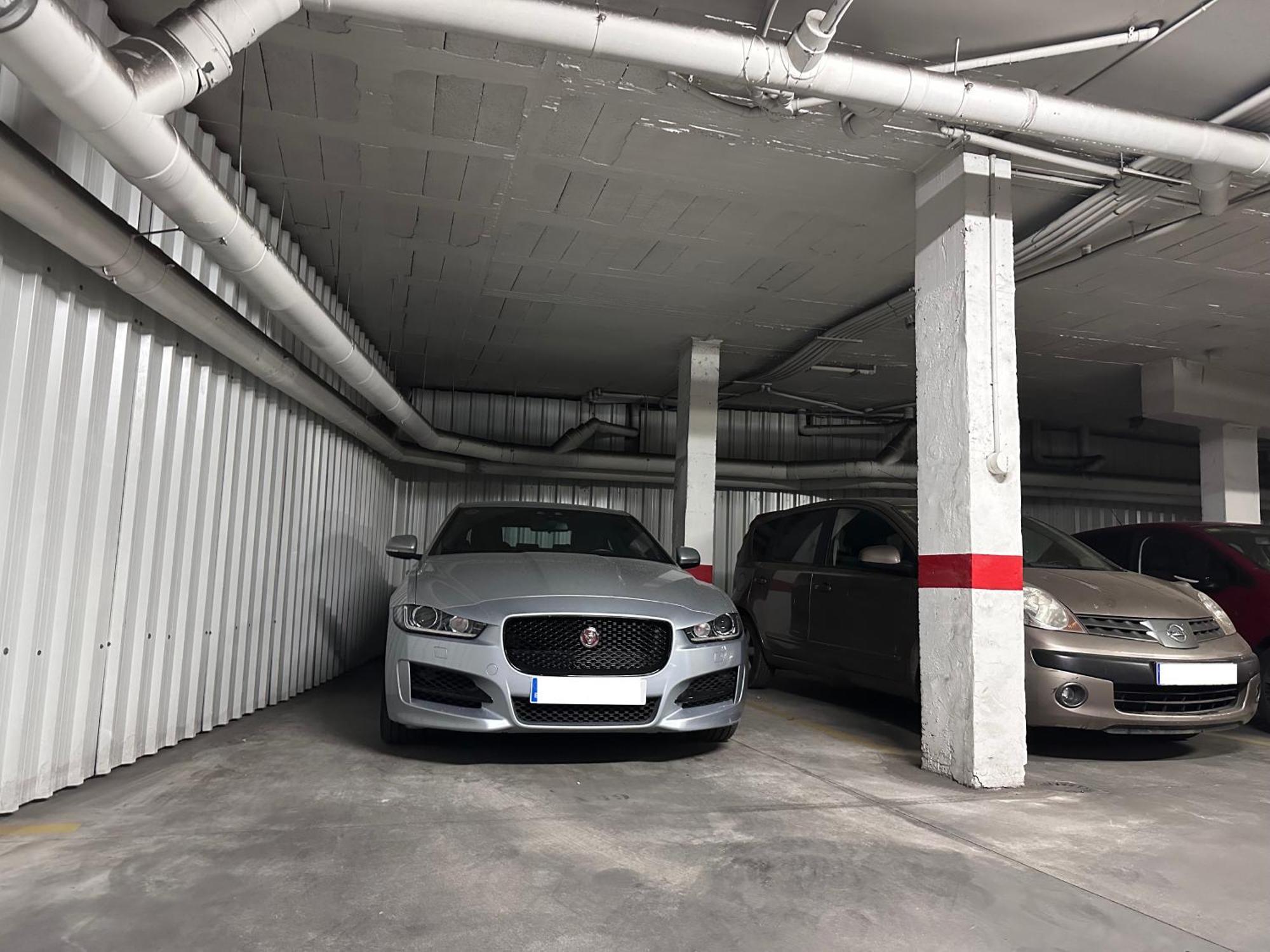 And Beautiful - Free Parking