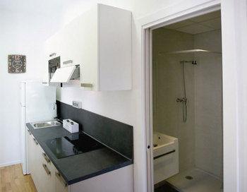 Life Calderon Apartment *