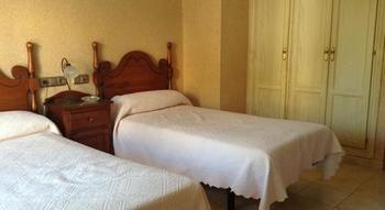 La Casa De Enfrente Guest house 2*