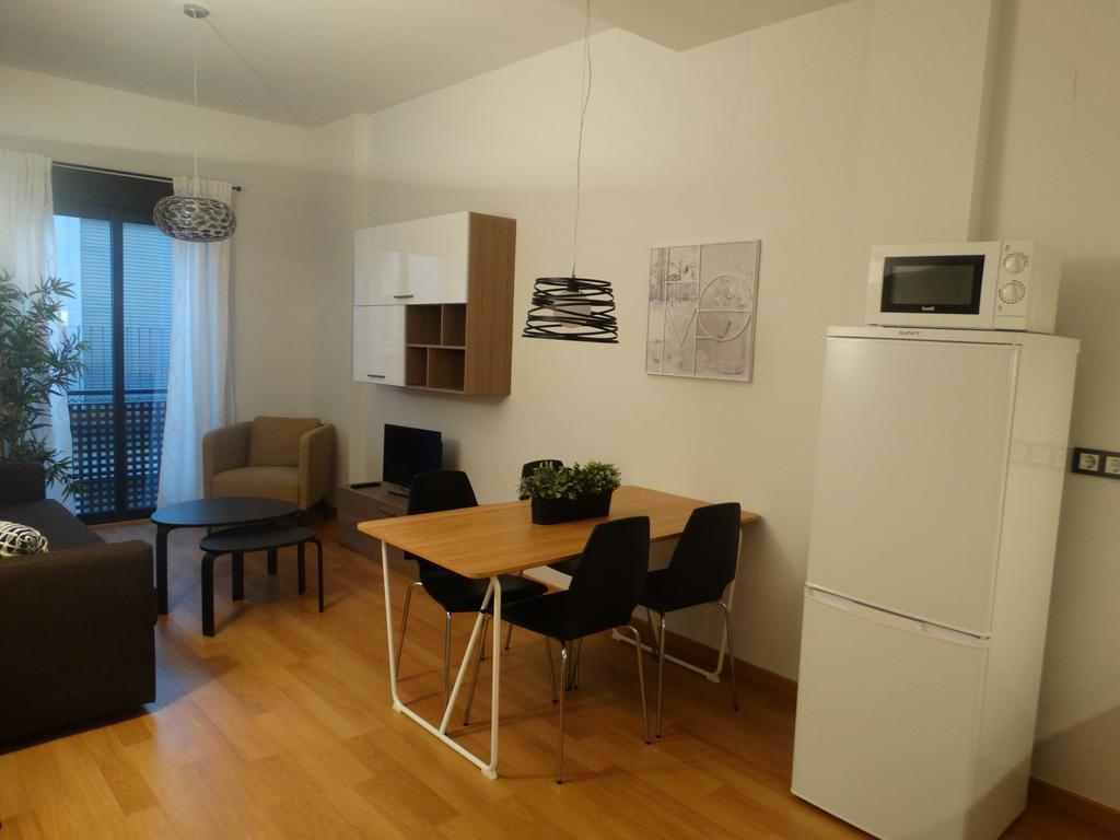 - Jinetes, 14 Apartment