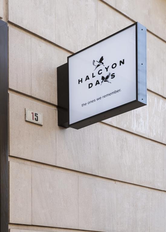 Apartment Halcyon Days Designer By Ana Locking