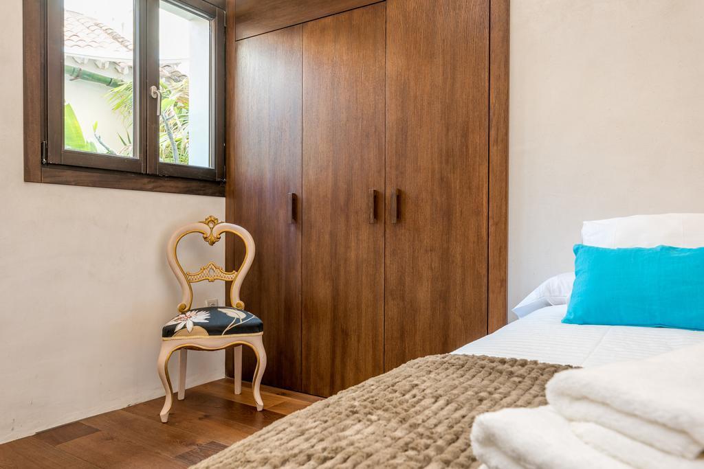 Solaga - Veletta Malaga
