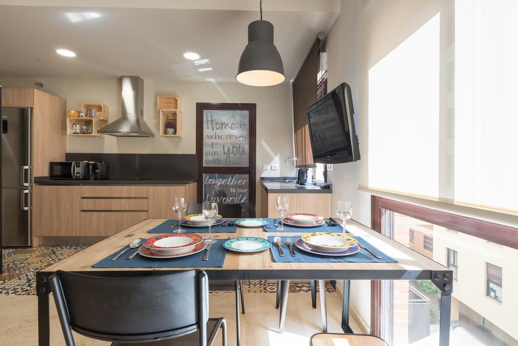 Alameda De Colon Relax & Quiet Business & Family Apartment