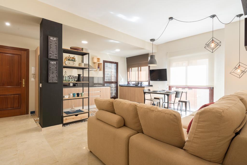 Alameda De Colon Relax & Quiet Business & Family Apartment